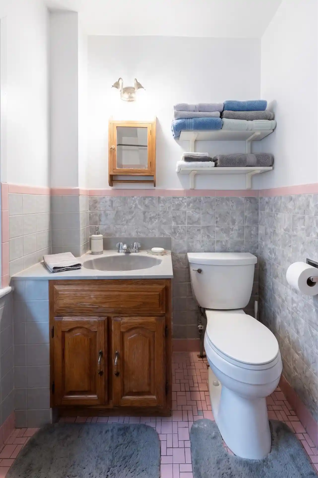 Photo 2 of Sale Pending at 520 26th Street, Union City, NJ 07087 | MLS# 260009010 | Listing updated on 2026-09-18