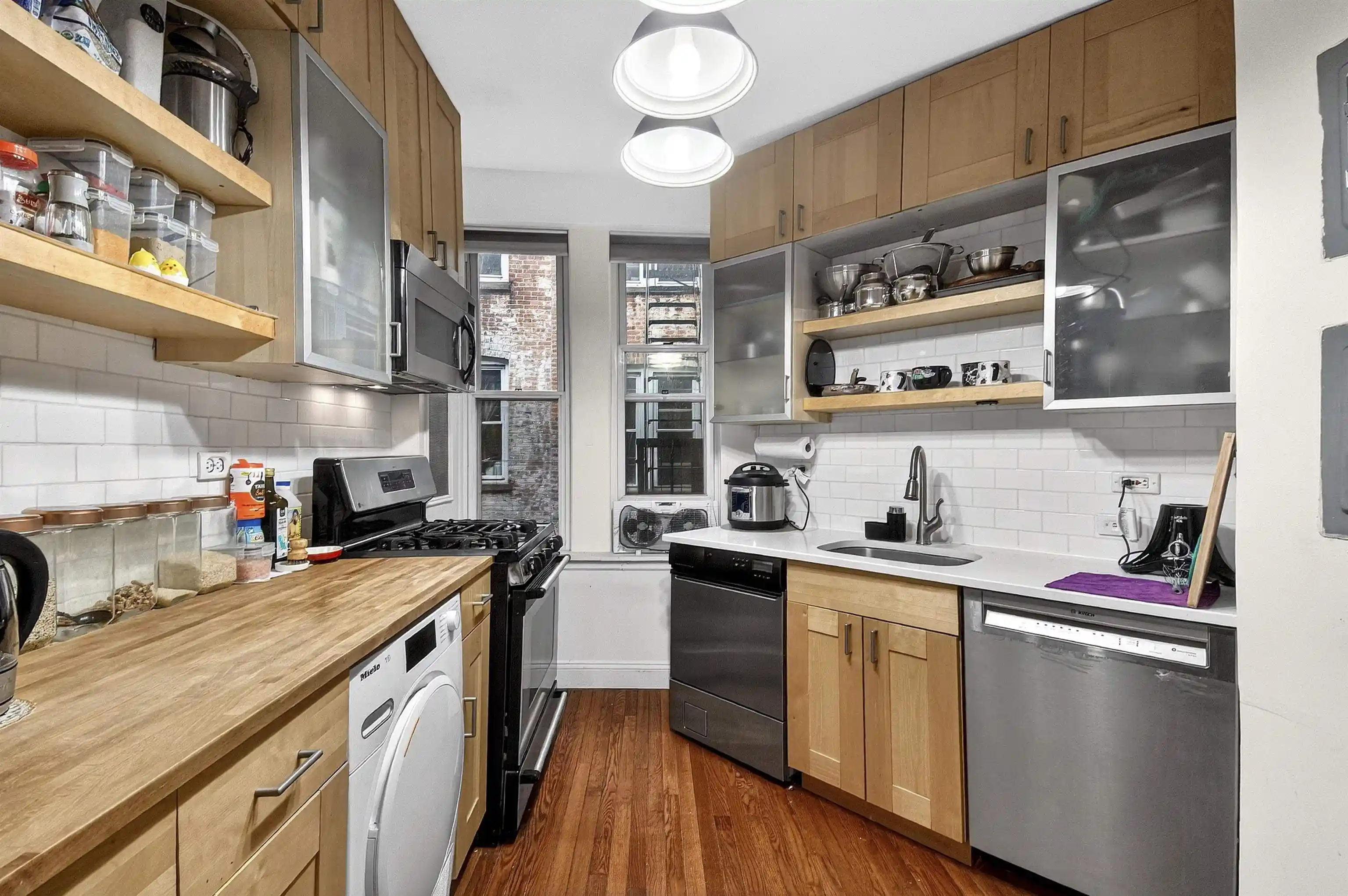 Homes for sale in Jersey City, NJ | 278 Magnolia Ave, Jersey City, NJ 07306
