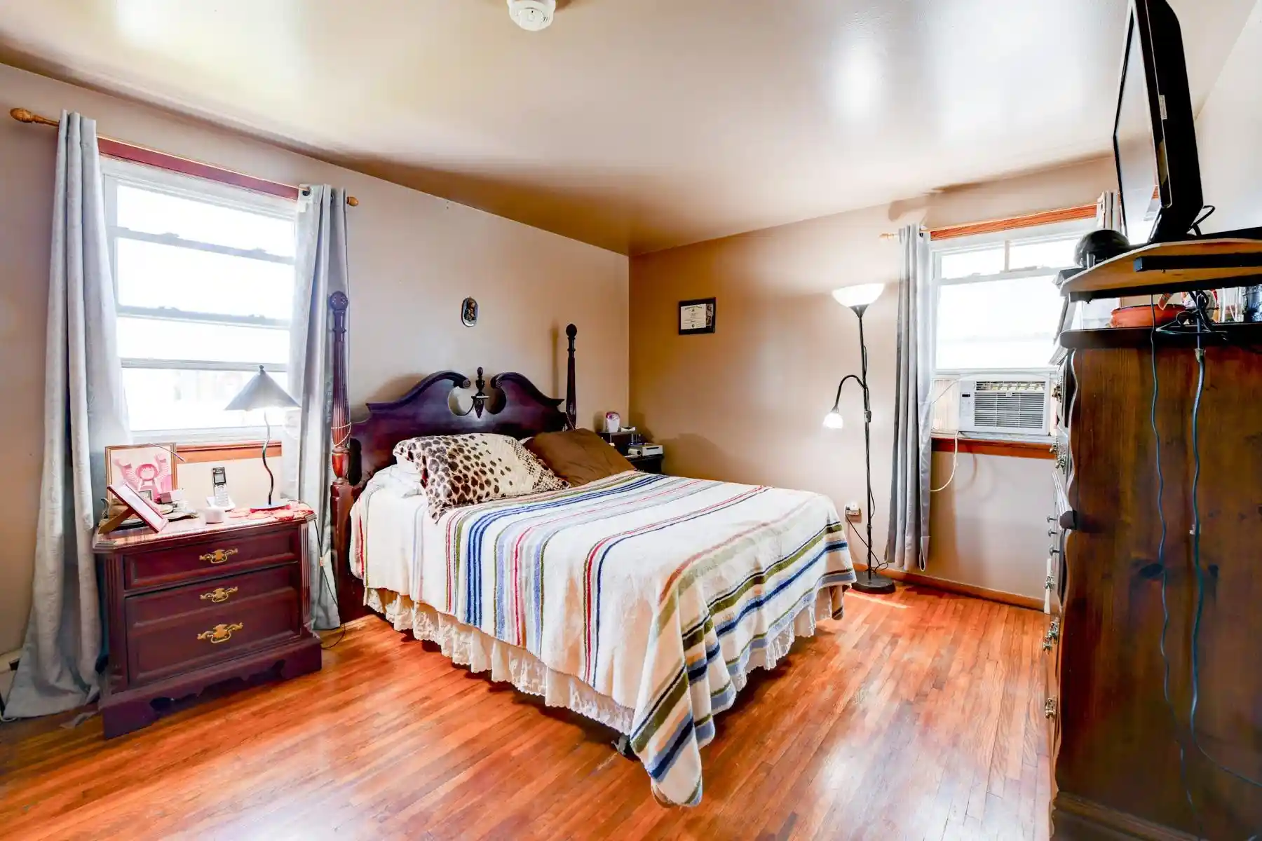 Homes for sale in Jersey City, NJ | 294 Lembeck Ave, Jersey City, NJ 07305 | MLS# 260009067