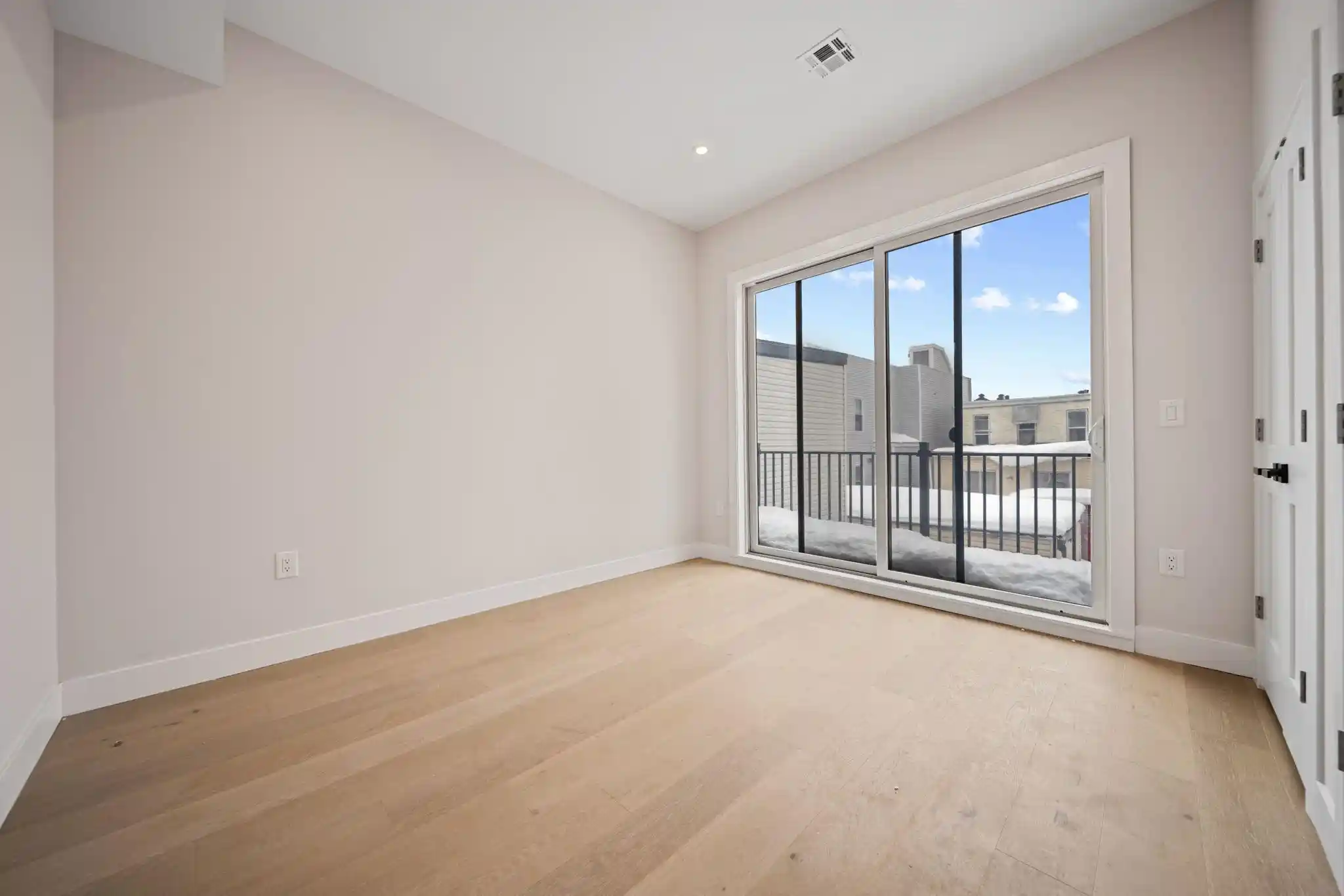 3rd image of 31 Graham St #1, Jersey City, NJ 07307 | MLS# 260009125