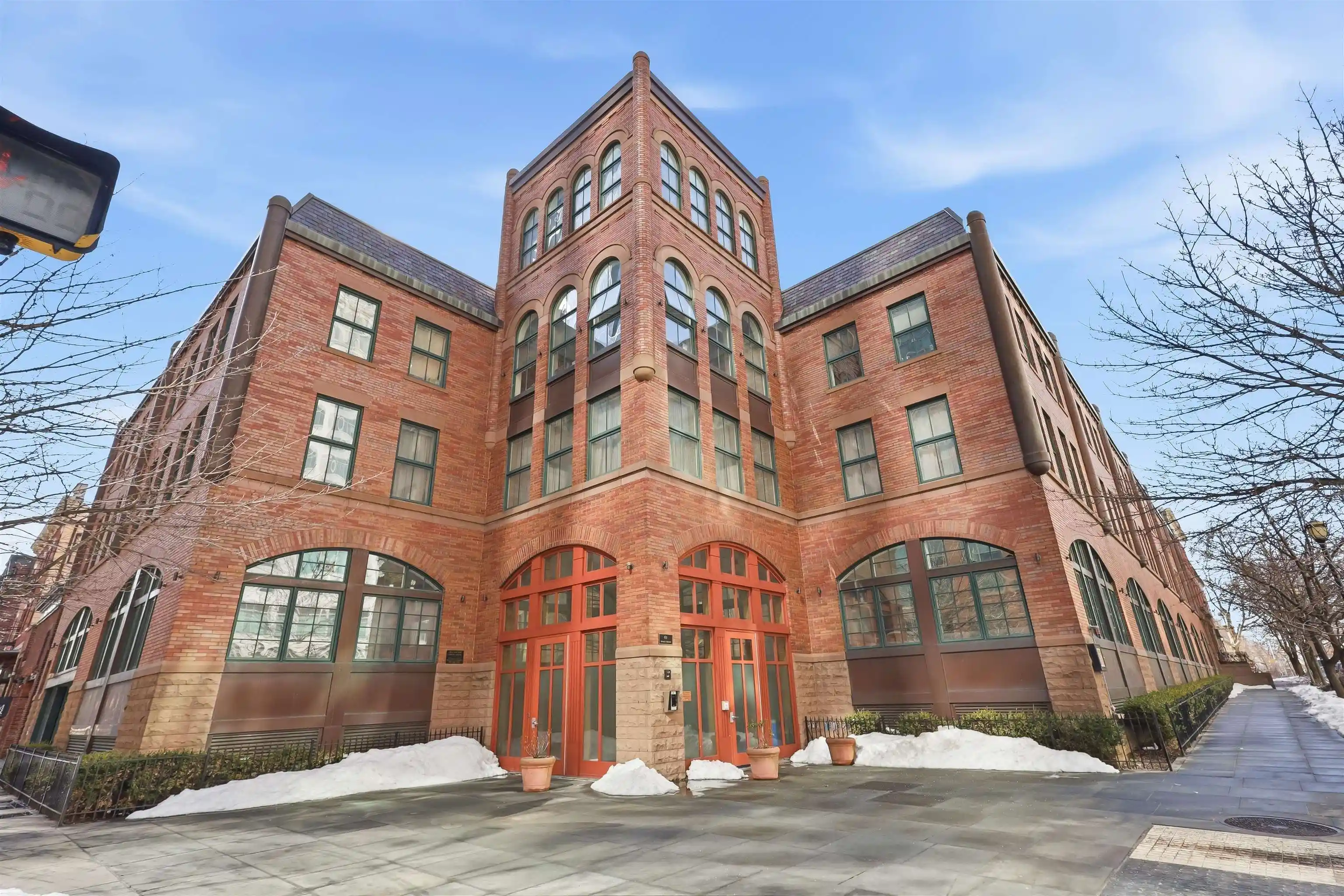 Homes for sale in Jersey City, NJ | 61 Grand St #2L, Jersey City, NJ 07302 | MLS# 260009136
