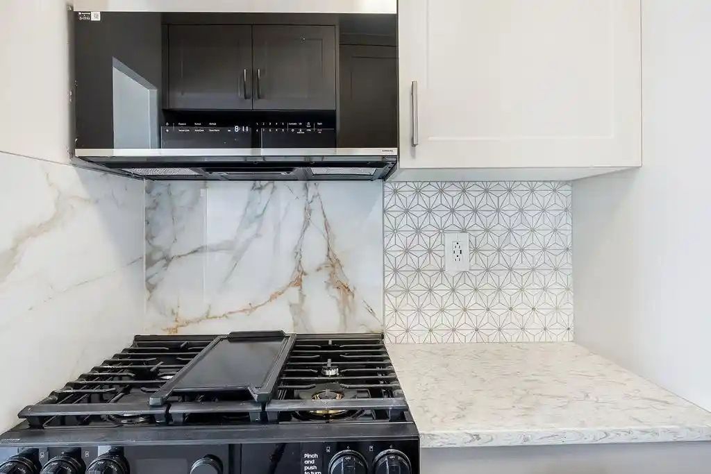 Photo 4 of House for sale at 6040 Boulevard E #22F, West New York, NJ 07093 | MLS# 260009252 | Listing updated on 2026-05-14