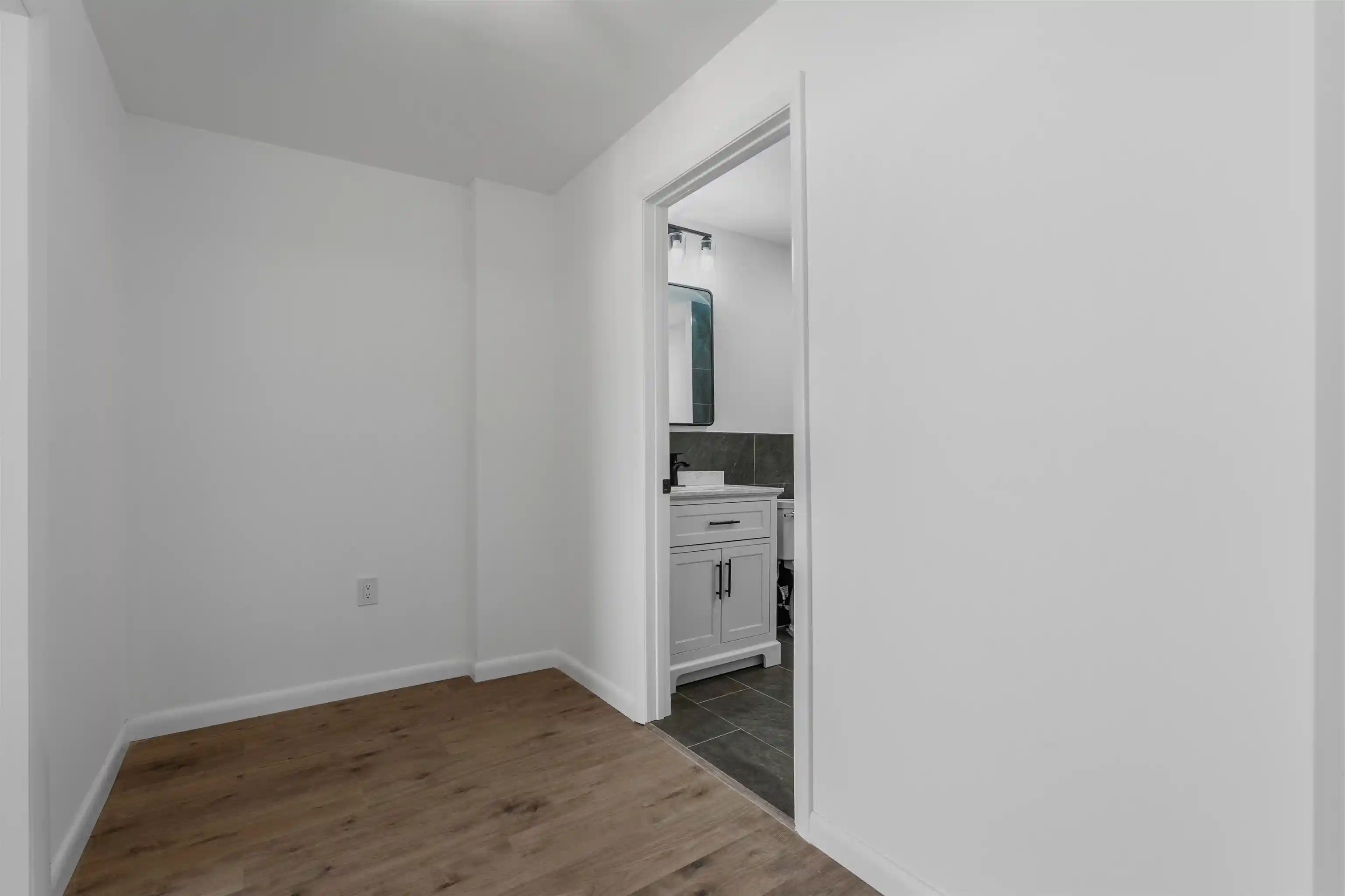 26th image of 380 Mountain Rd #1407, Union City, NJ 07087 | MLS# 260009303
