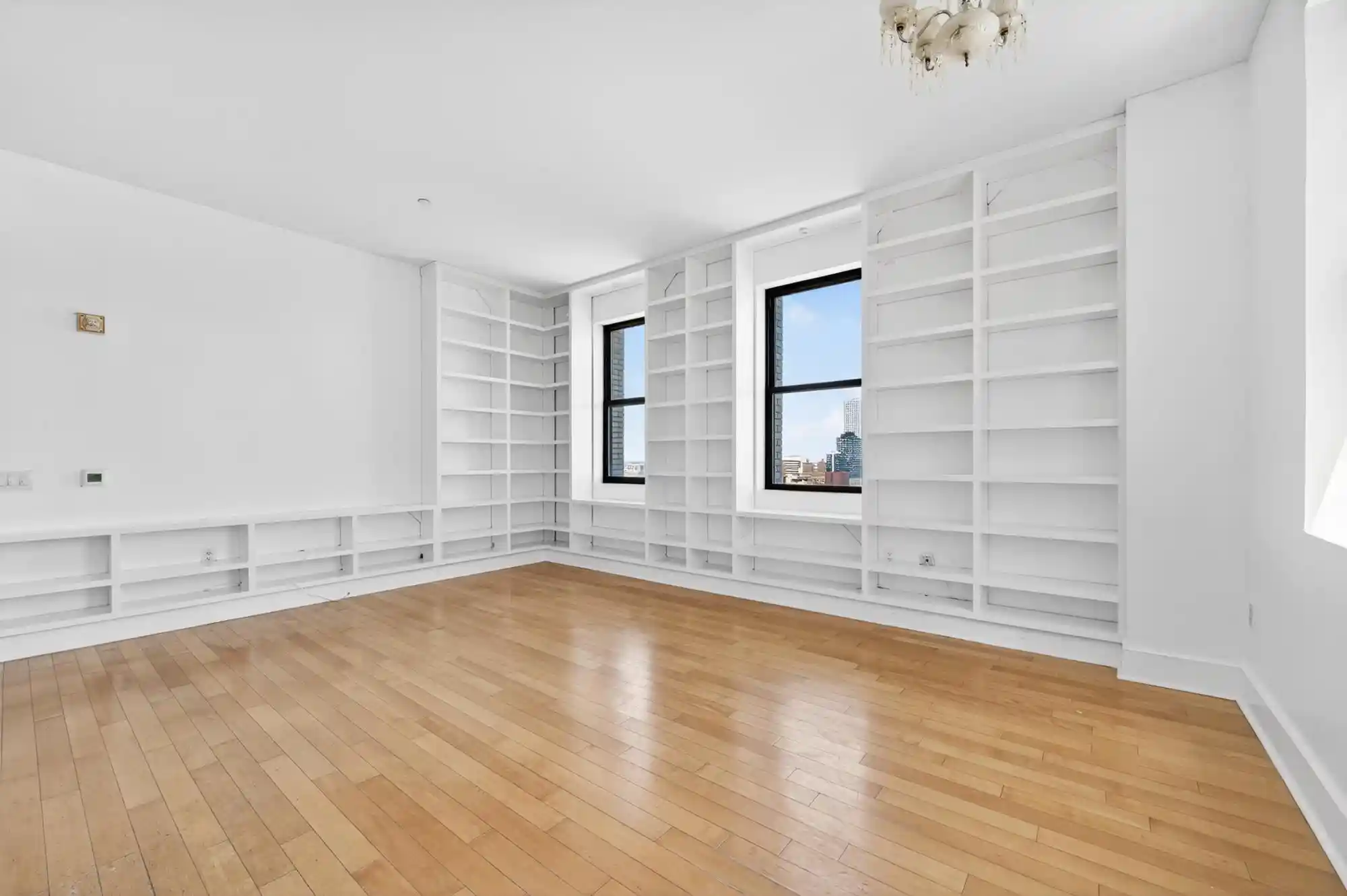 Homes for sale in Jersey City, NJ | 4 Beacon Wy, Jersey City, NJ 07304