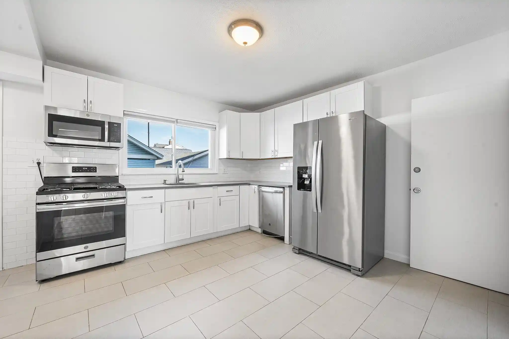 2nd image of 416 Belgrove Dr, Kearny, NJ 07032 | MLS# 260009633