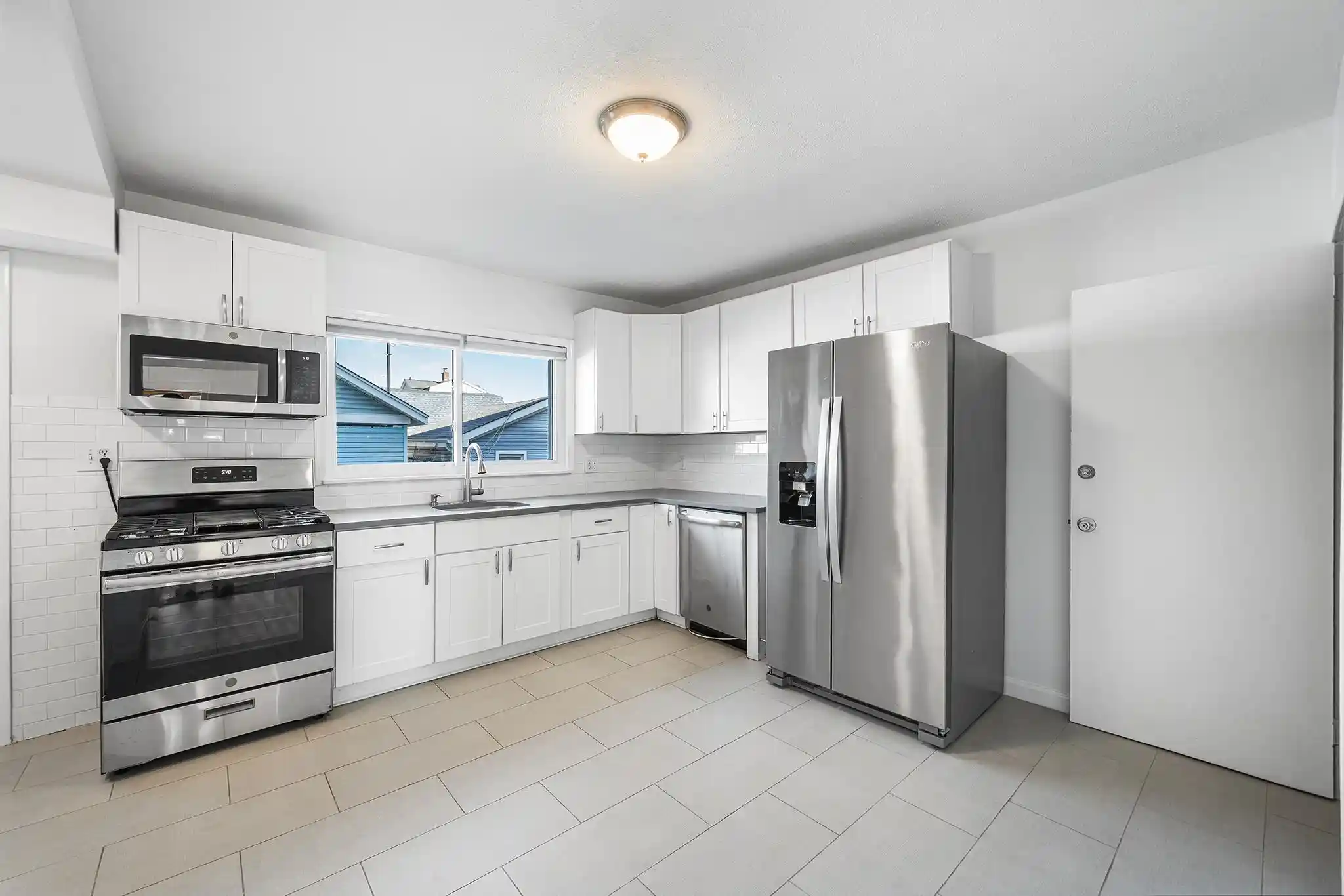 5th image of 416 Belgrove Dr, Kearny, NJ 07032 | MLS# 260009633