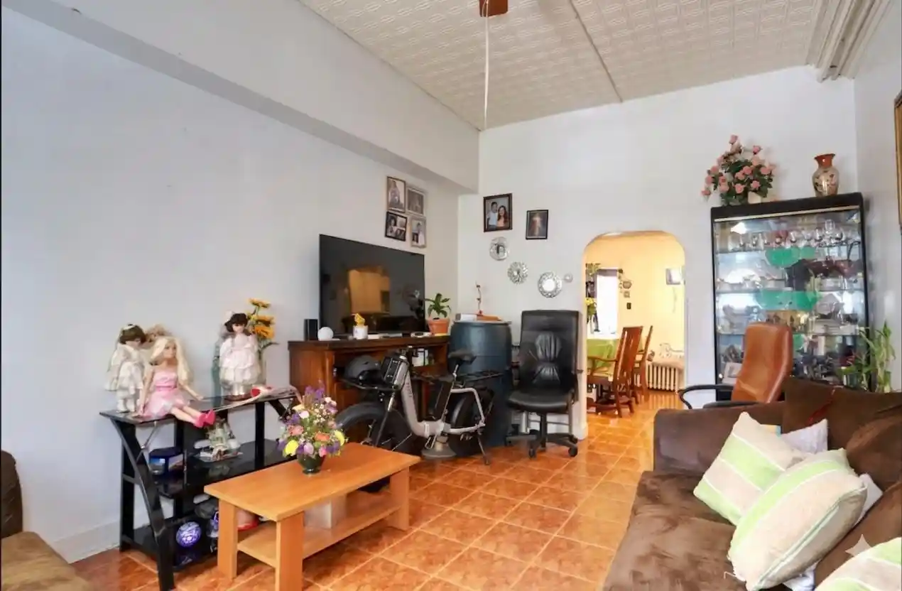 3rd image of 217-219 New York Ave, Union City, NJ 07087 | MLS# 260009677
