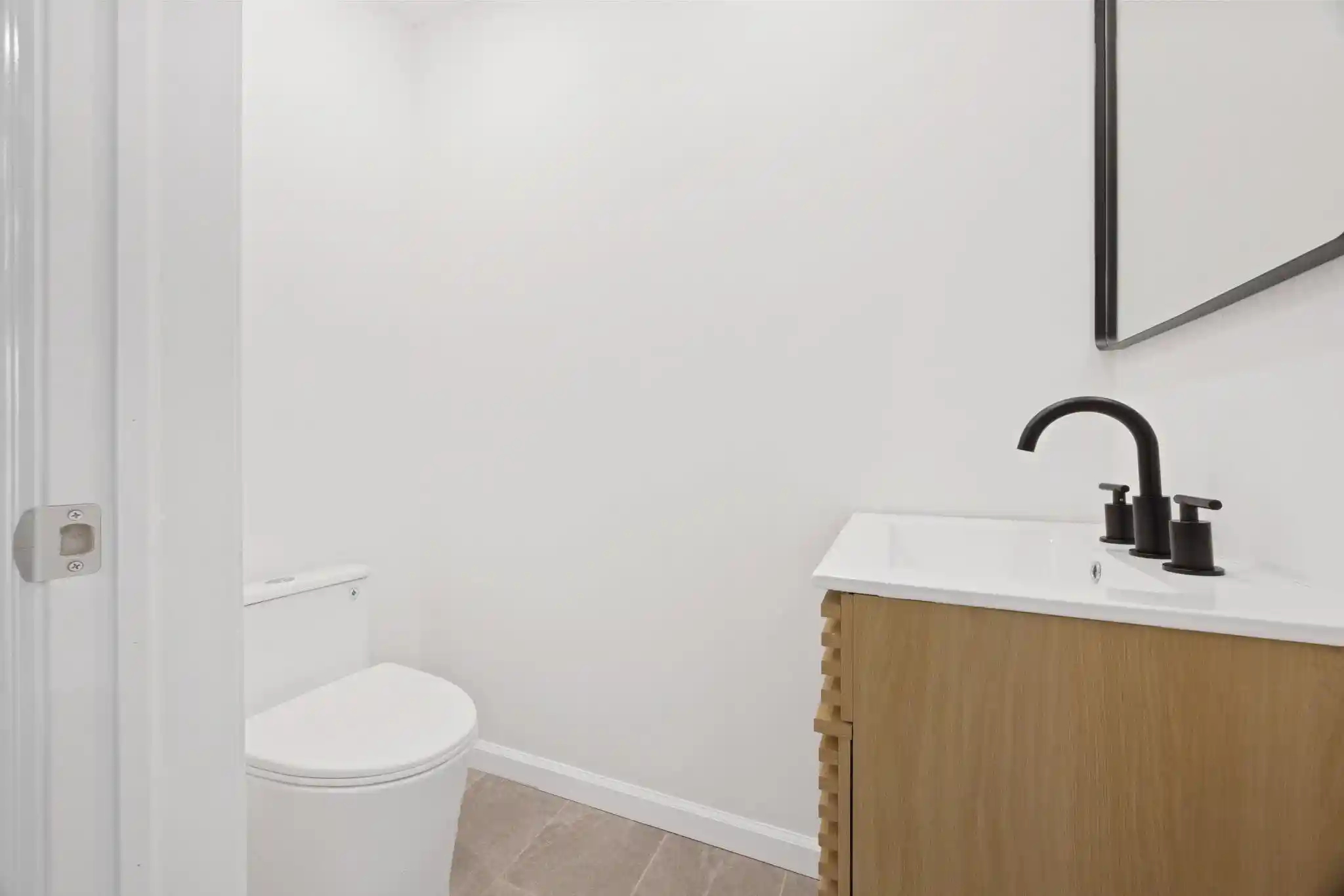 2nd image of 171 Van Horne St, Jersey City, NJ 07304
