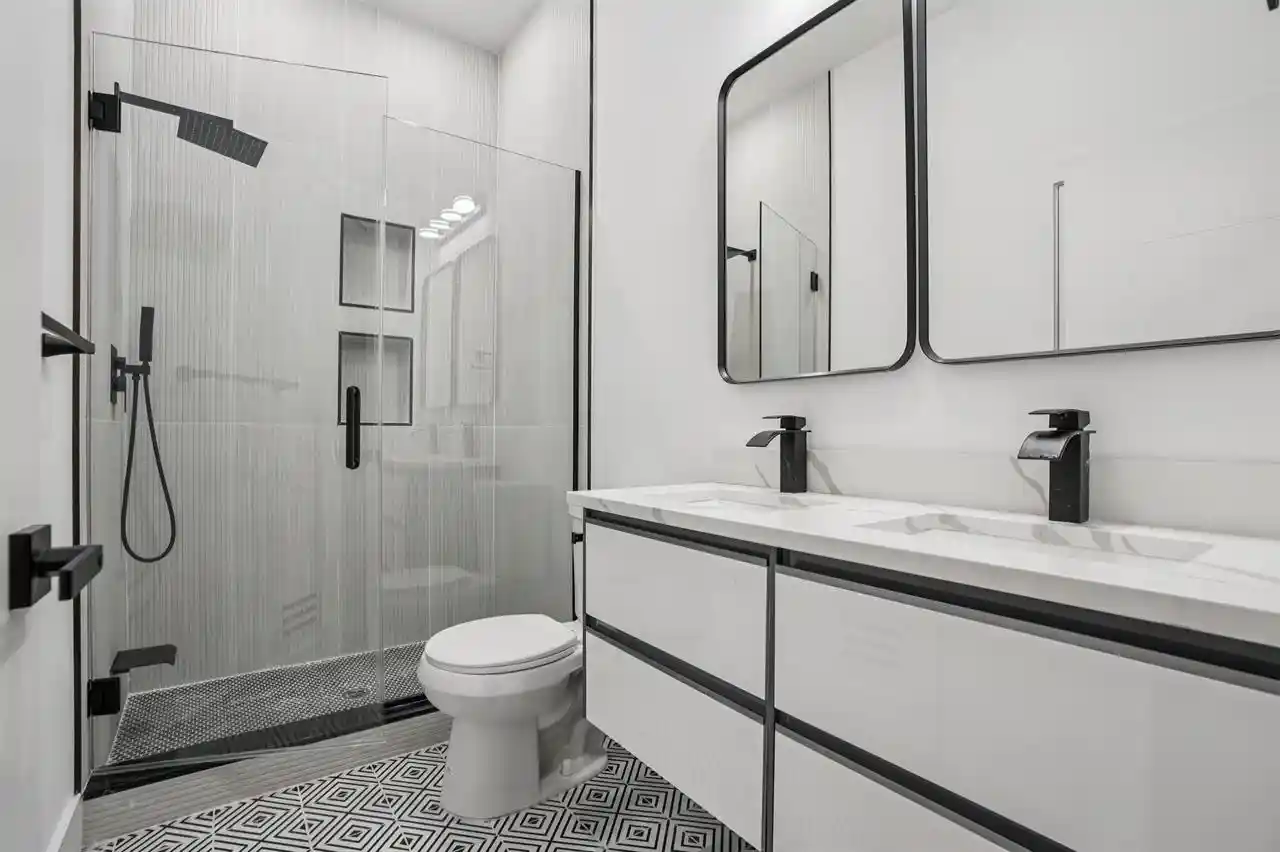 2nd image of 68 Thorne St, Jersey City, NJ 07307