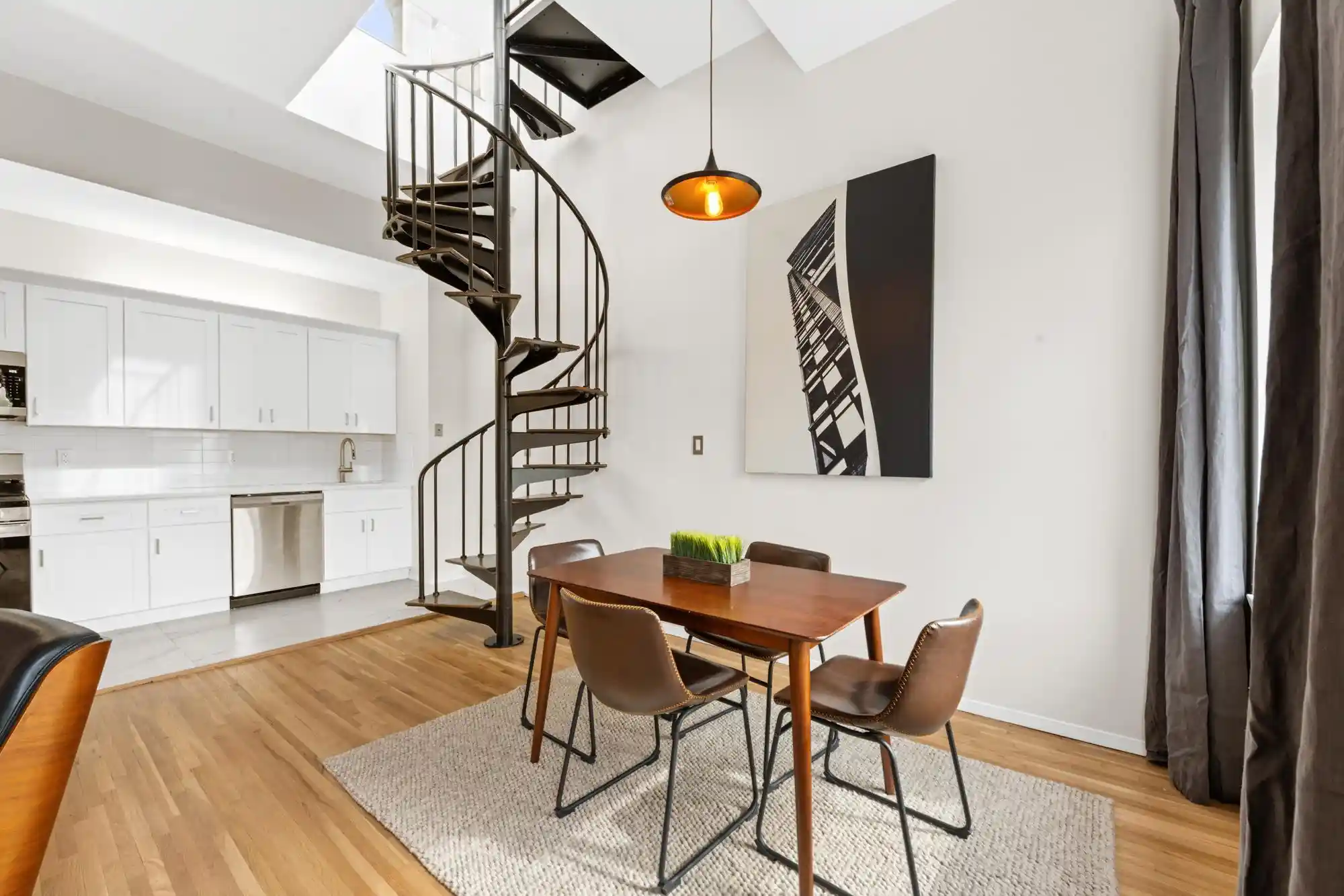 4th image of 222 Grand St, Hoboken, NJ 07030