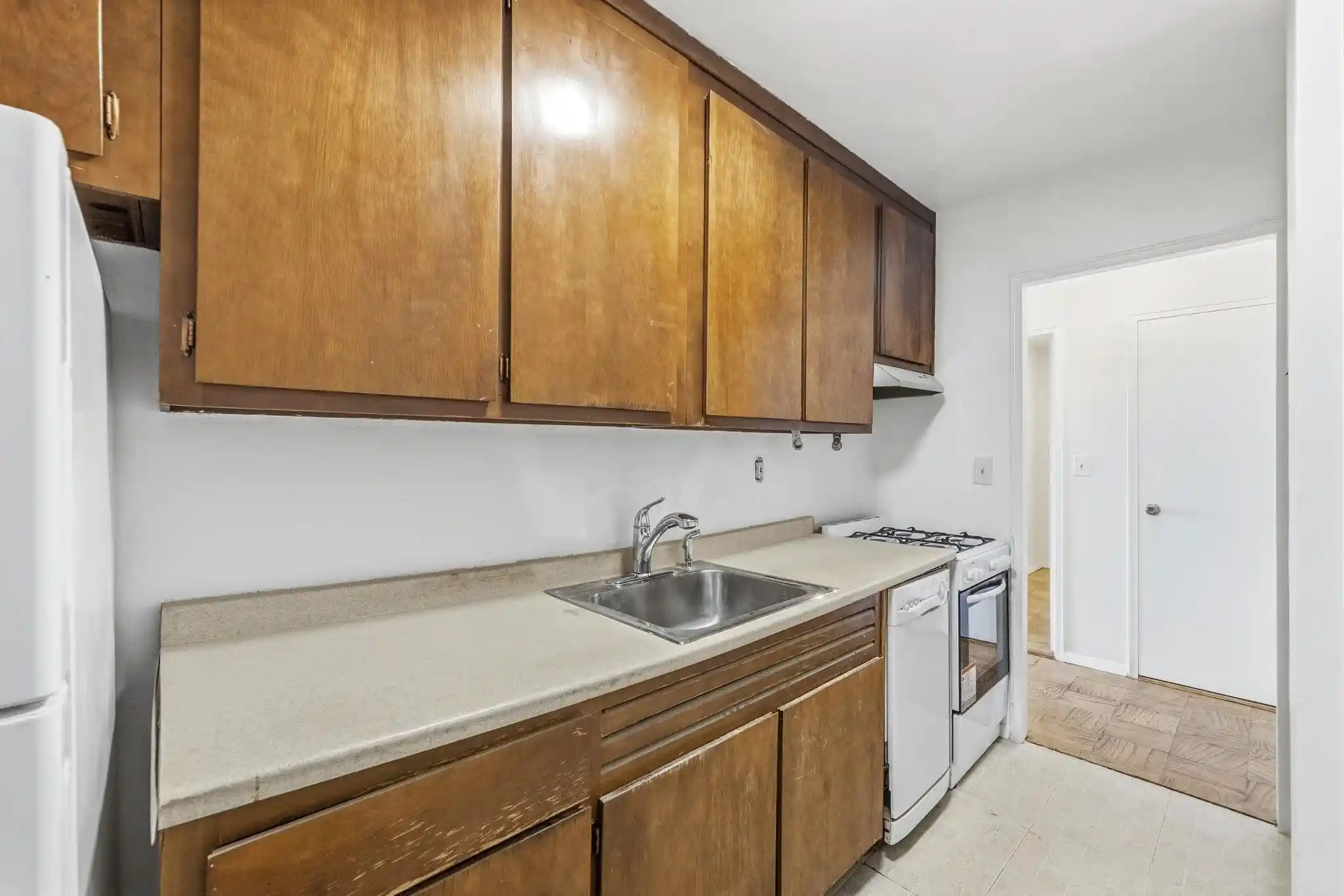 Homes for sale in Jersey City, NJ | 201 St Pauls Ave, Jersey City, NJ 07306 | Houzeo