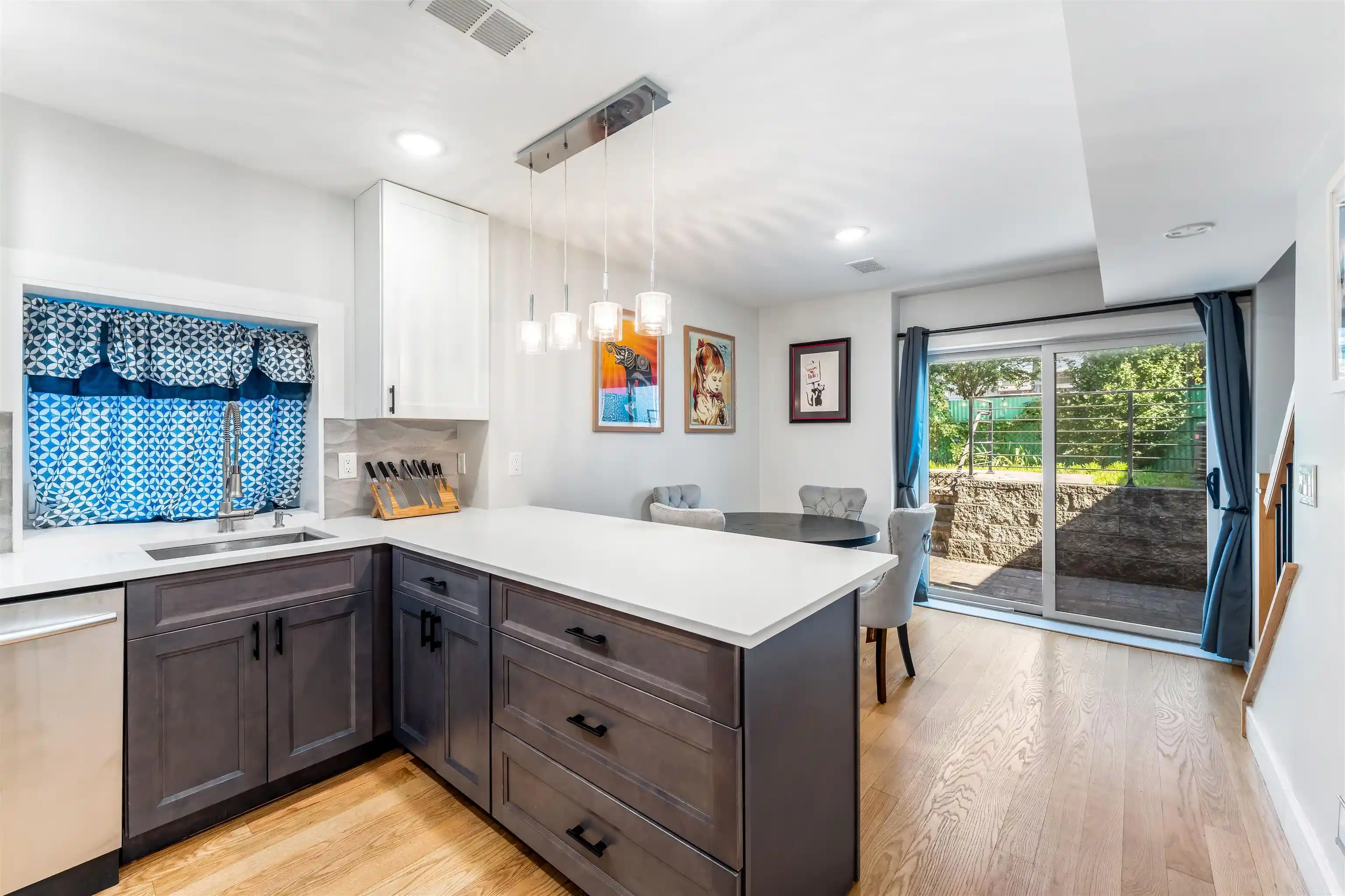 Homes for sale in Jersey City, NJ | 152 Bch St, Jersey City, NJ 07307