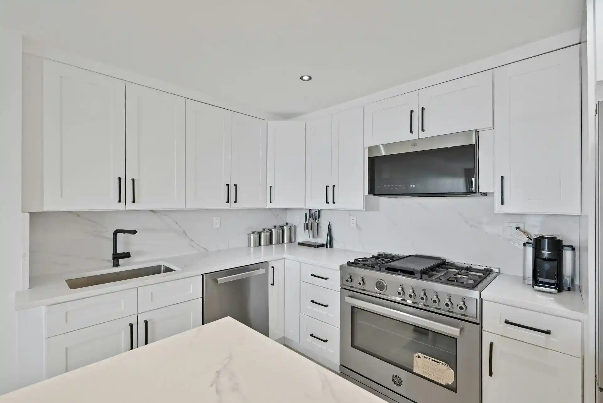 Photo 3 of House for sale at 6040 Boulevard E #31E, West New York, NJ 07093 | MLS# 260010043 | Listing updated on 2026-08-03
