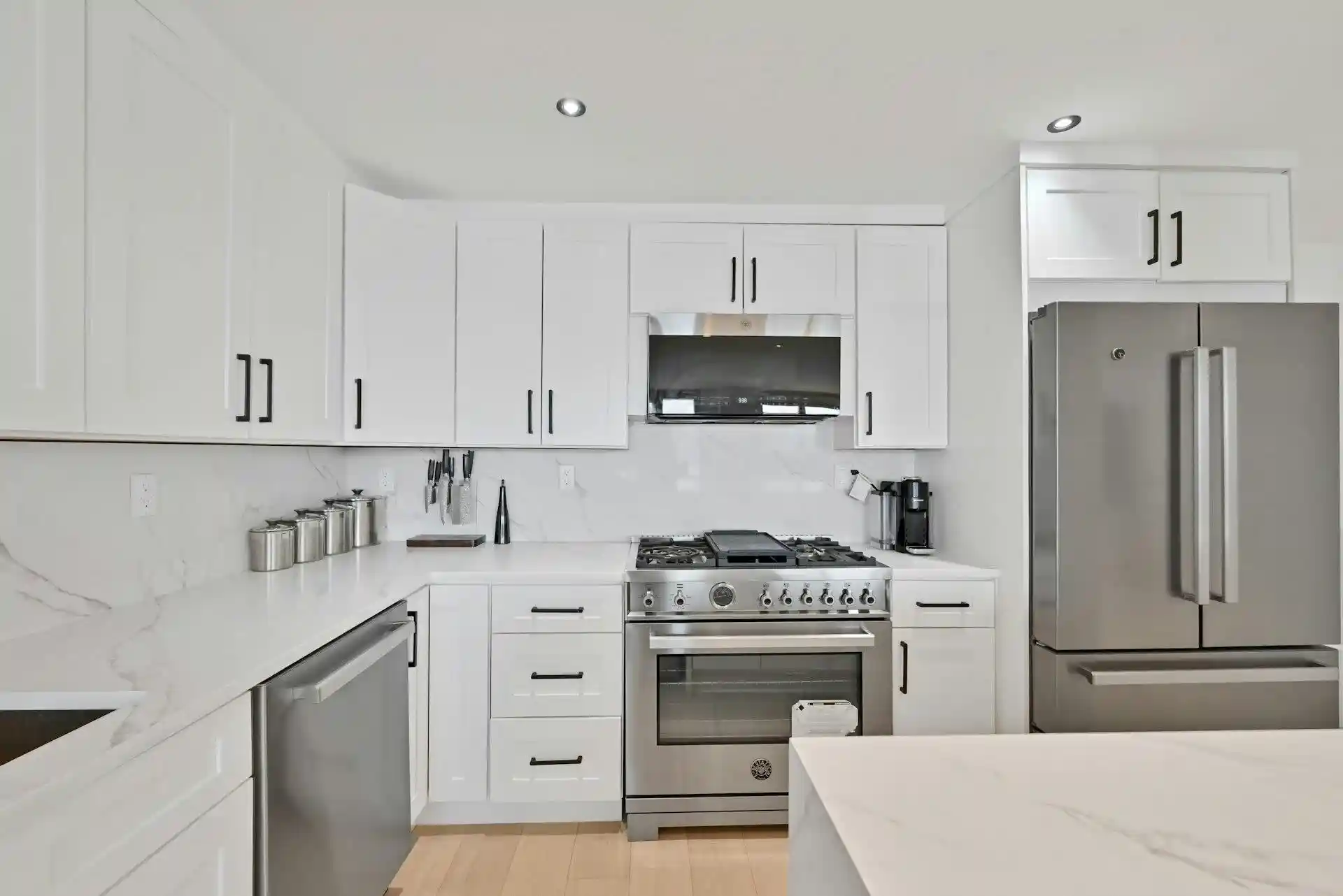 Photo 4 of House for sale at 6040 Boulevard E #31E, West New York, NJ 07093 | MLS# 260010043 | Listing updated on 2026-08-03