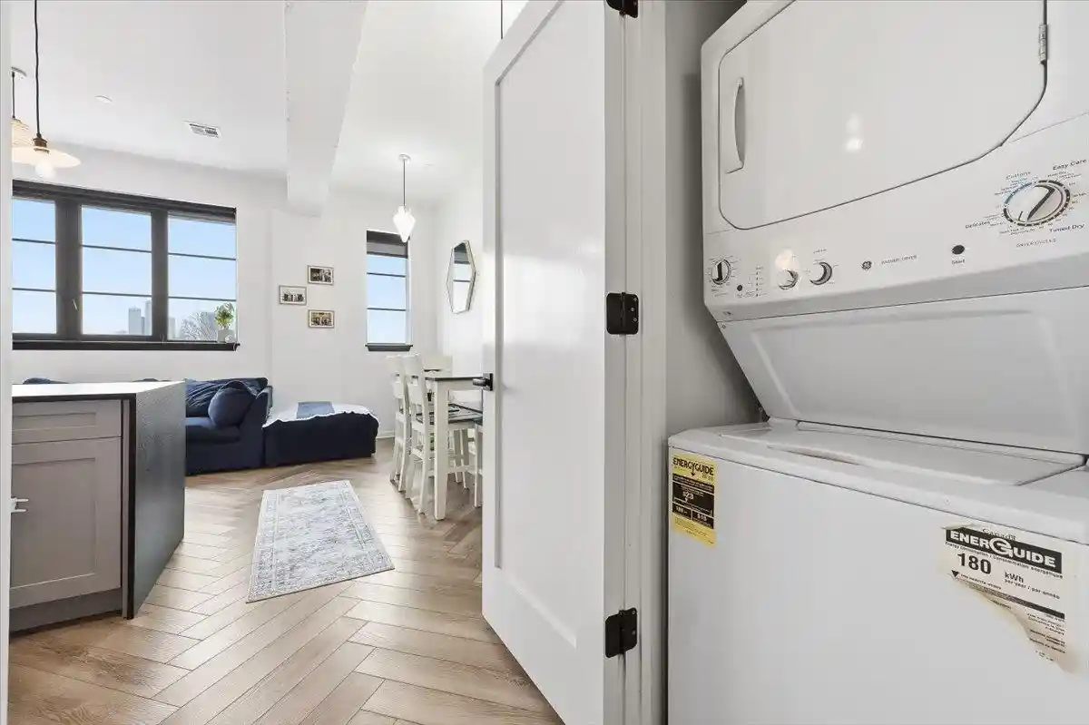 Homes for sale in Jersey City, NJ | 142 Charles St, Jersey City, NJ 07307 | Houzeo