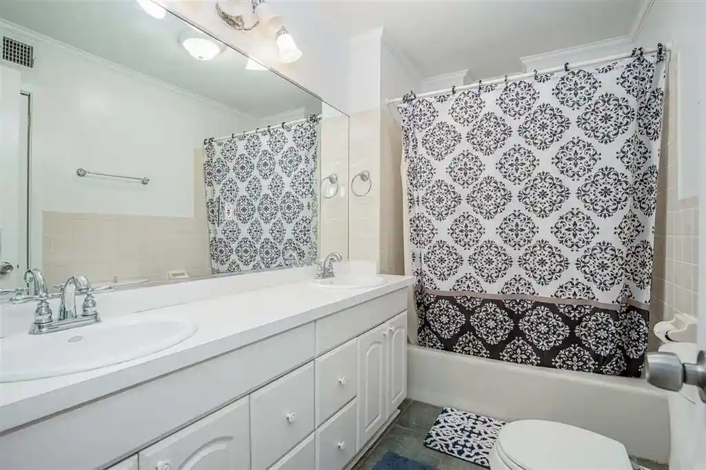 Photo 3 of Condo for sale at 6405 Boulevard E #B2, West New York, NJ 07093 | MLS# 260010098 | Listing updated on 2026-06-05