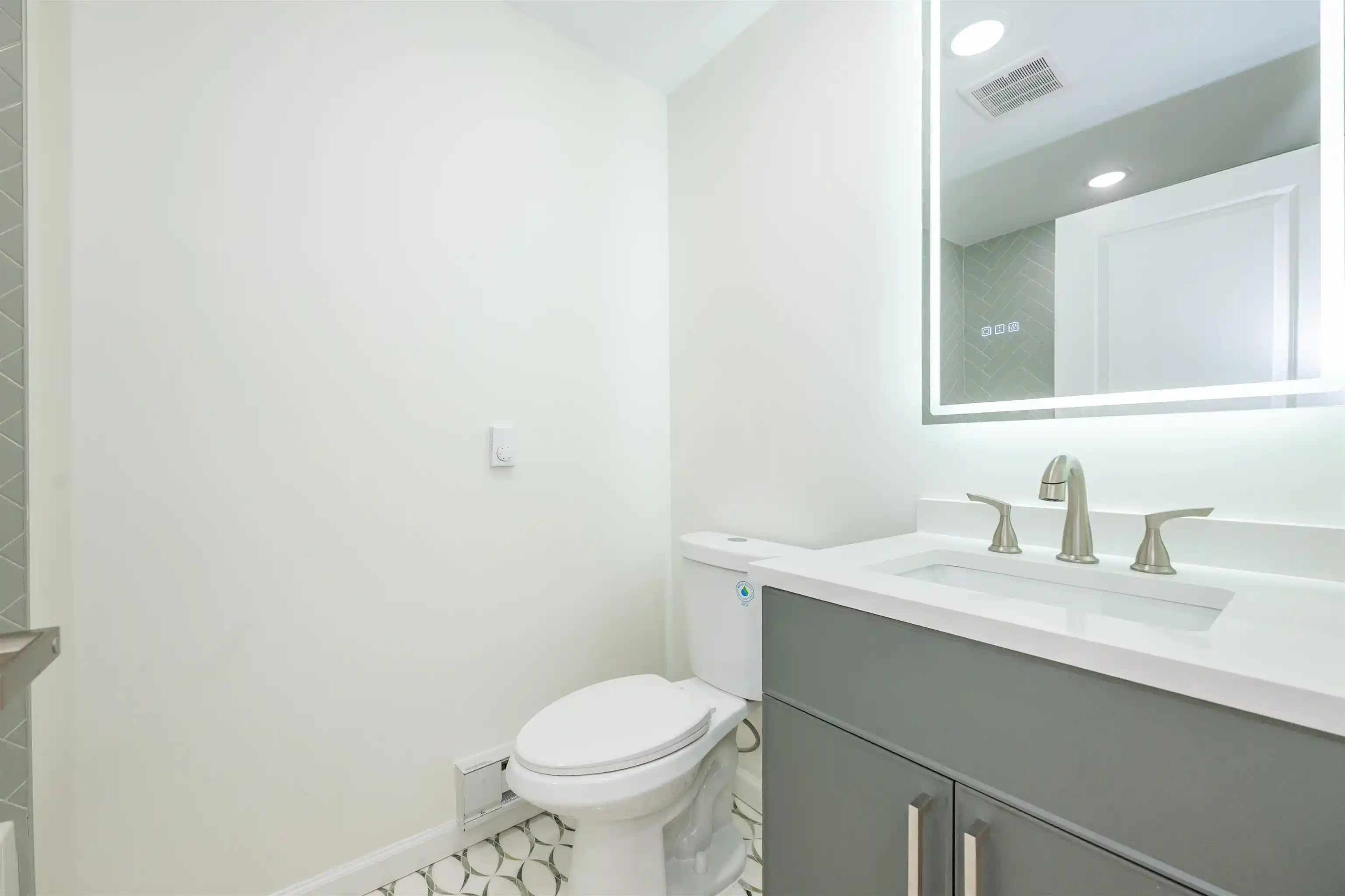 Homes for sale in Jersey City, NJ | 38 Zabriskie St #3R, Jersey City, NJ 07307 | MLS# 260010132