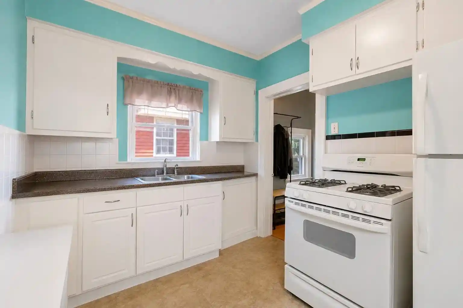 Homes for sale in East Rutherford, NJ | 18 Lincoln Pl, East Rutherford, NJ 07073 | MLS# 260010212