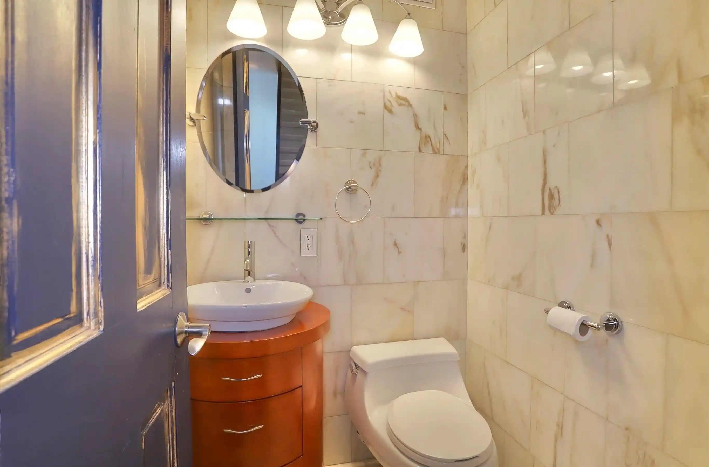 Listing Photo 5 - Condo for sale in building located at 7100Th Blvd E, Guttenberg, NJ 07093 - Unit #12C