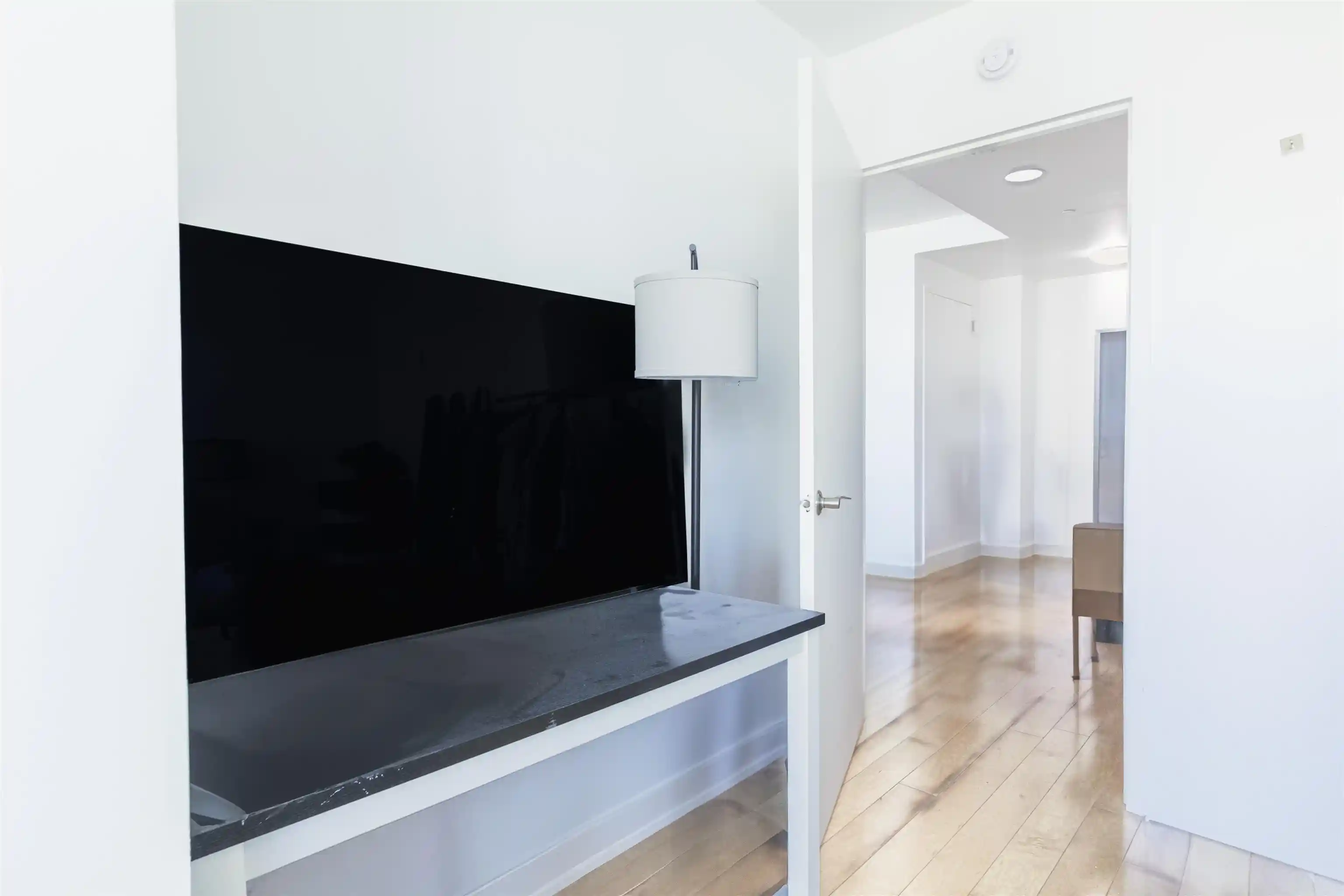 4th image of 2 2Nd St #1207, Jc, Downtown, NY 07302 | MLS# 260010784