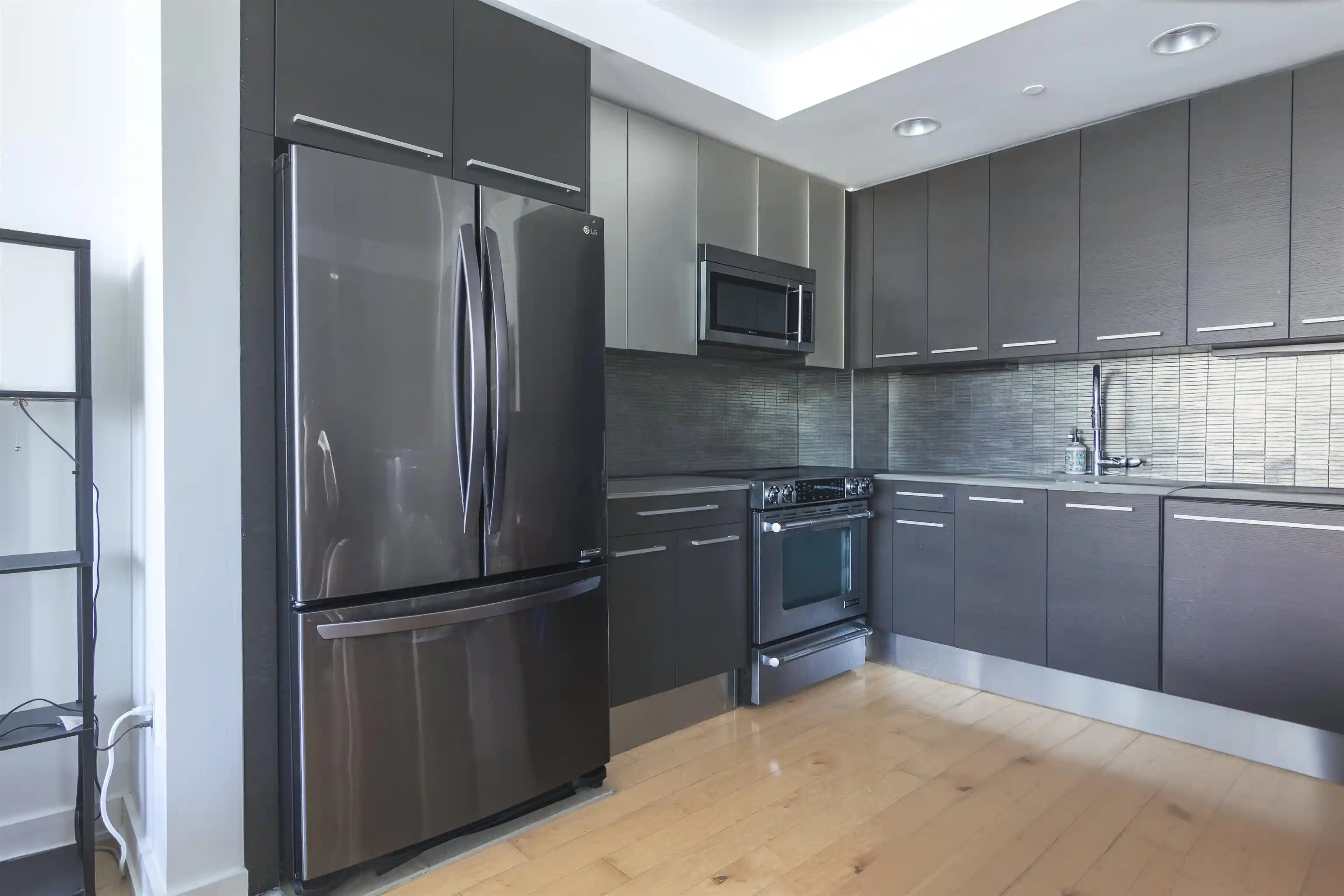 9th image of 2 2nd St #1207, Jc, Downtown, NY 07302 | MLS# 260010784