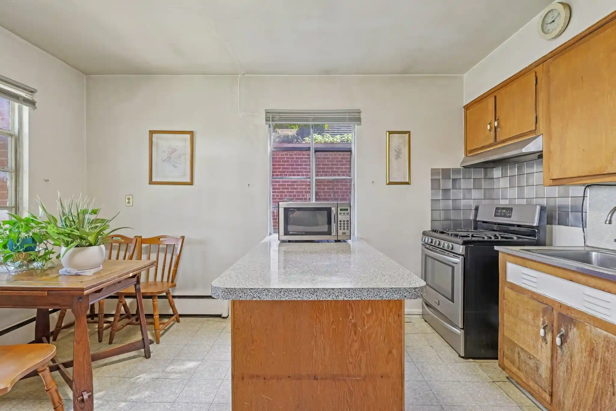 31st image of 261 Garfield Ave, Jersey City, NJ 07305 | MLS# 260010796