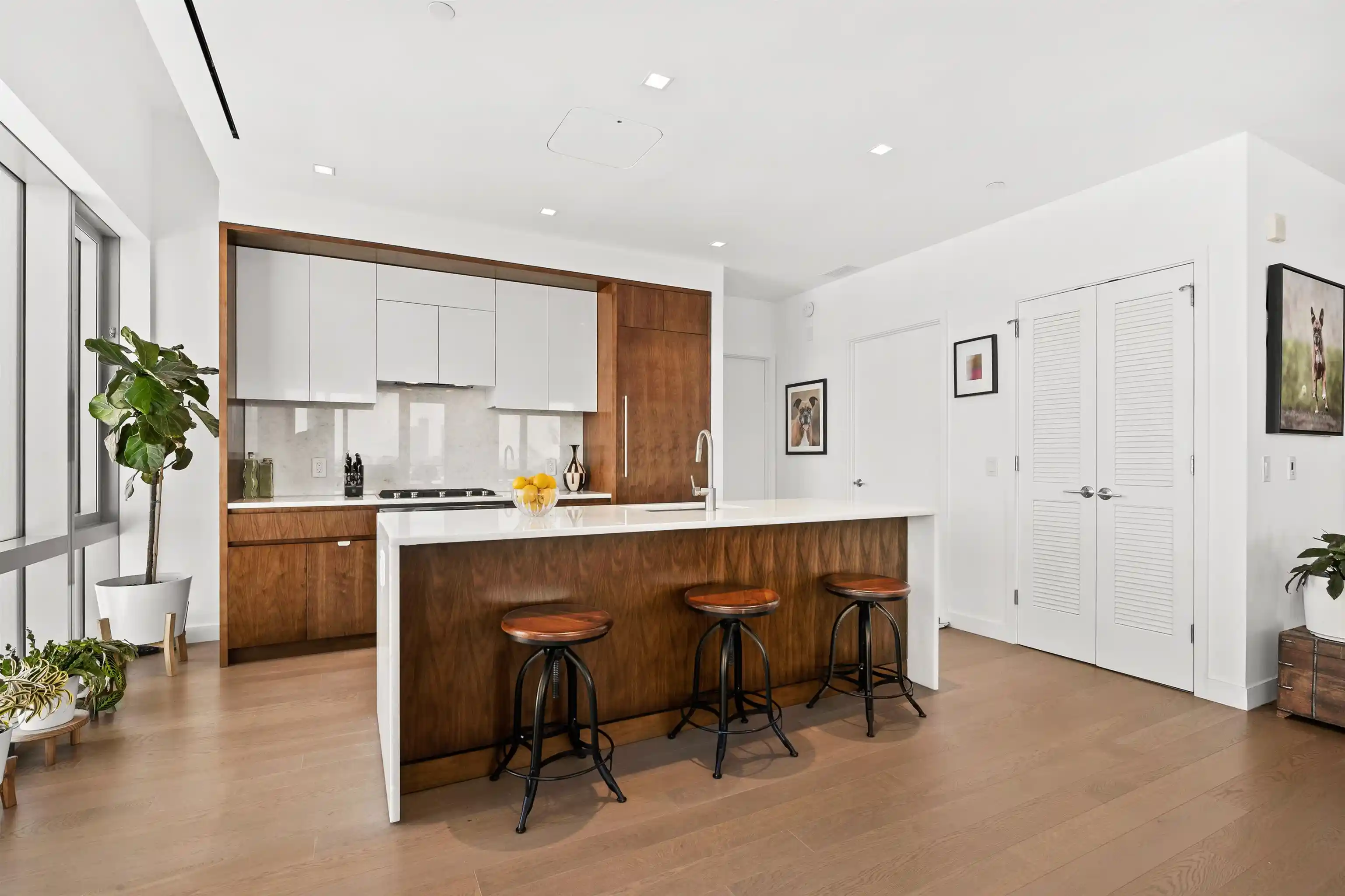 3rd image of 75 Park Lane South #PH-3701, Jersey City, NJ 07310 | MLS# 260011005