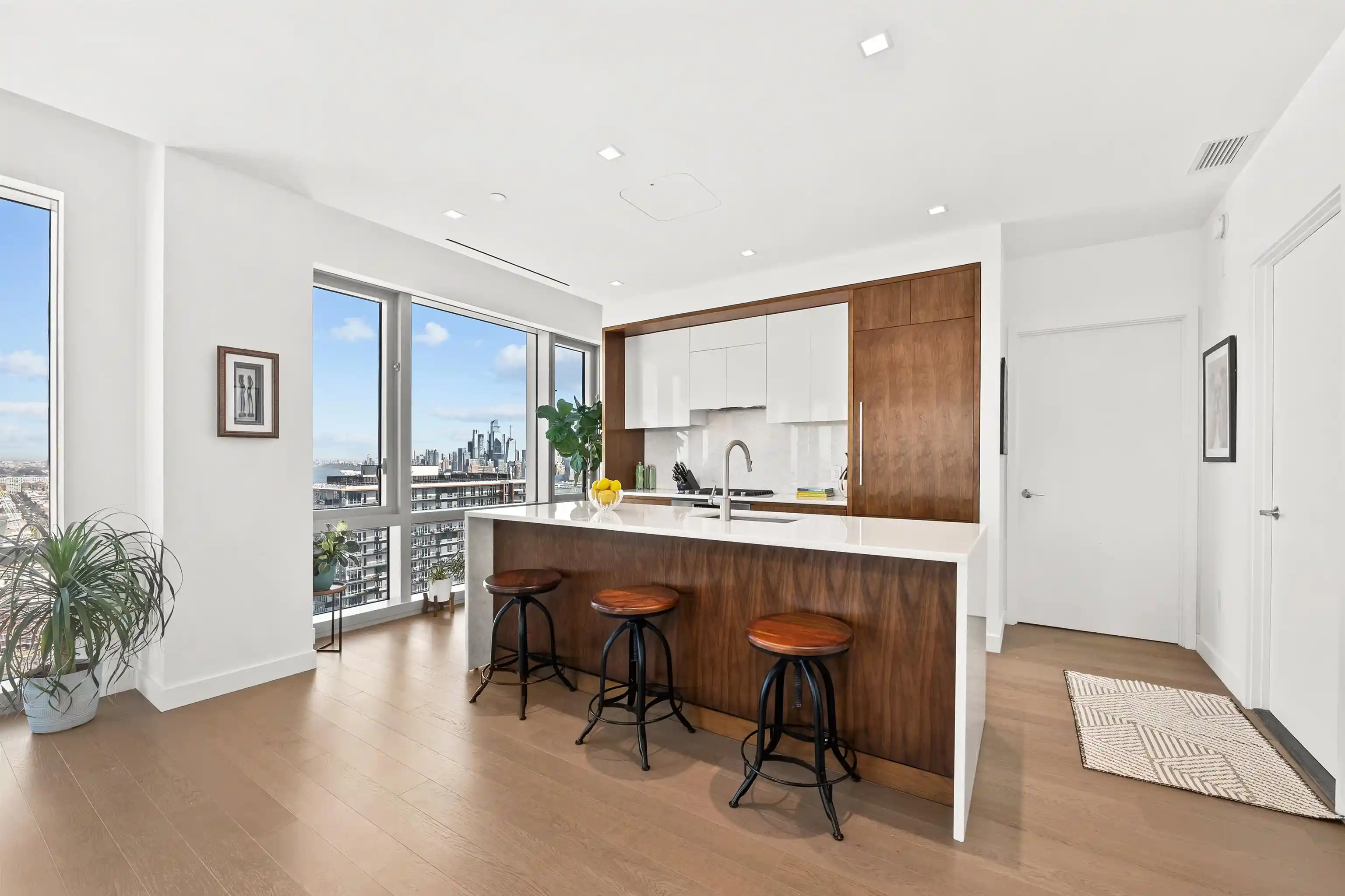 4th image of 75 Park Lane South #PH-3701, Jersey City, NJ 07310 | MLS# 260011005