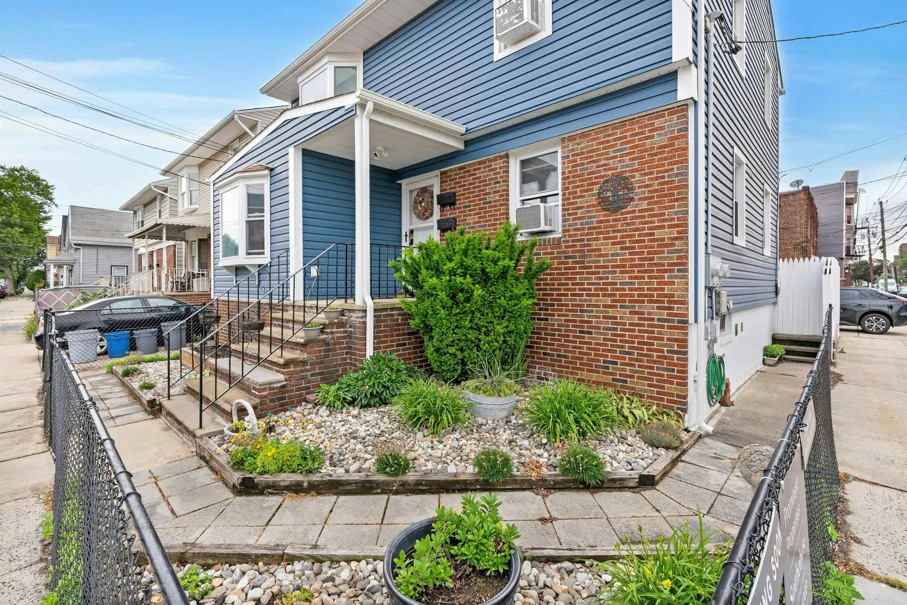 Homes for sale in Bayonne, NJ | 51 East 14th St, Bayonne, NJ 07002 | MLS# 260011046