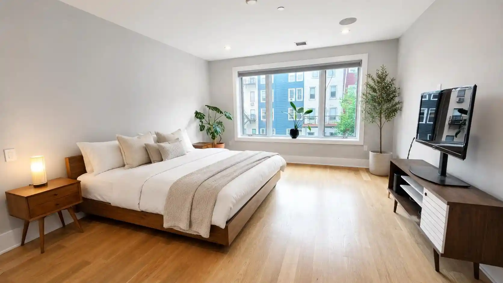 3rd image of 411 Monroe St, Hoboken, NJ 07030