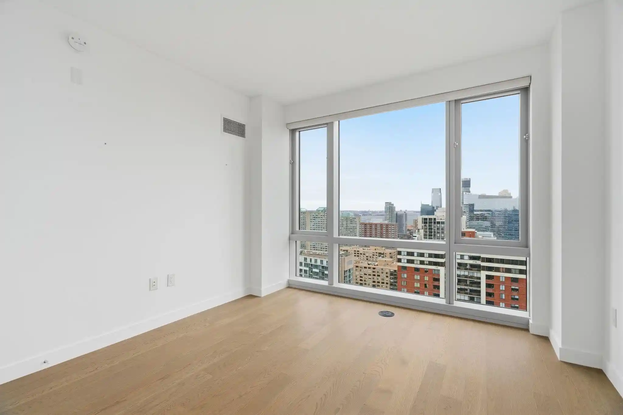 Photo 3 of Sale Pending at 75 Park Ln S #3305X, Jersey City, NJ 07310 | MLS# 260011067 | Listing updated on 2026-07-21