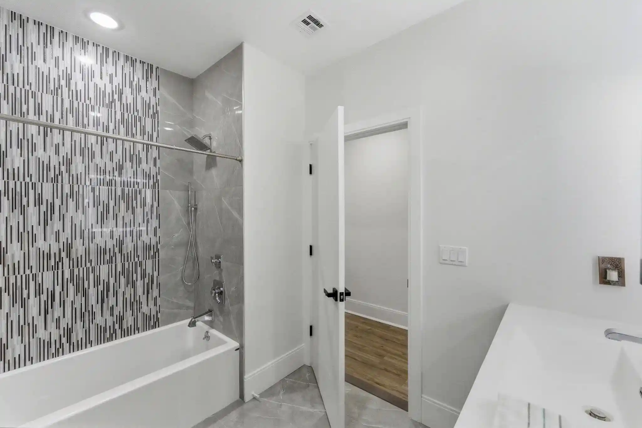 Photo 3 of Condo for sale at 907 Palisade Ave #3, Union City, NJ 07087 | MLS# 260011115 | Listing updated on 2026-07-27
