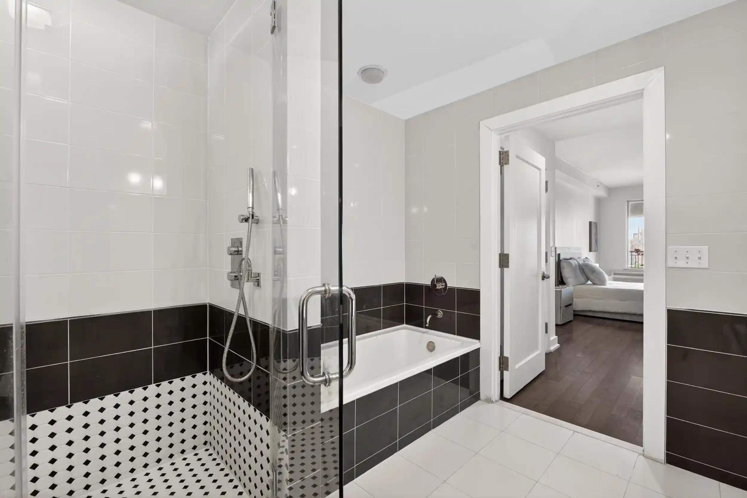 3rd image of 3312 Hudson Ave #PH2, Union City, NJ 07087 | MLS# 260011215
