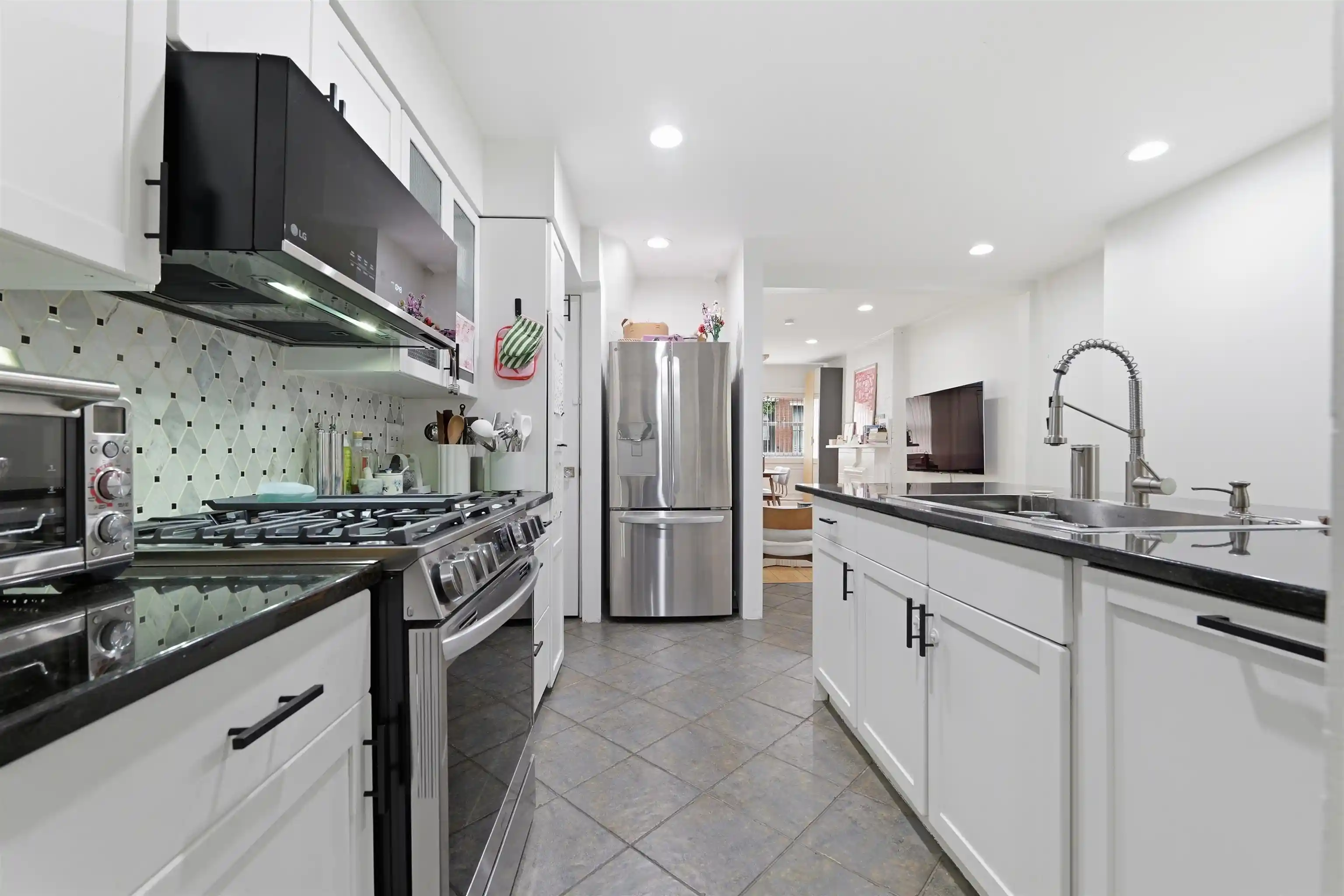 Photo 2 of Sale Pending at 260 5th Street, Jersey City, NJ 07302 | MLS# 260011301 | Listing updated on 2026-07-30