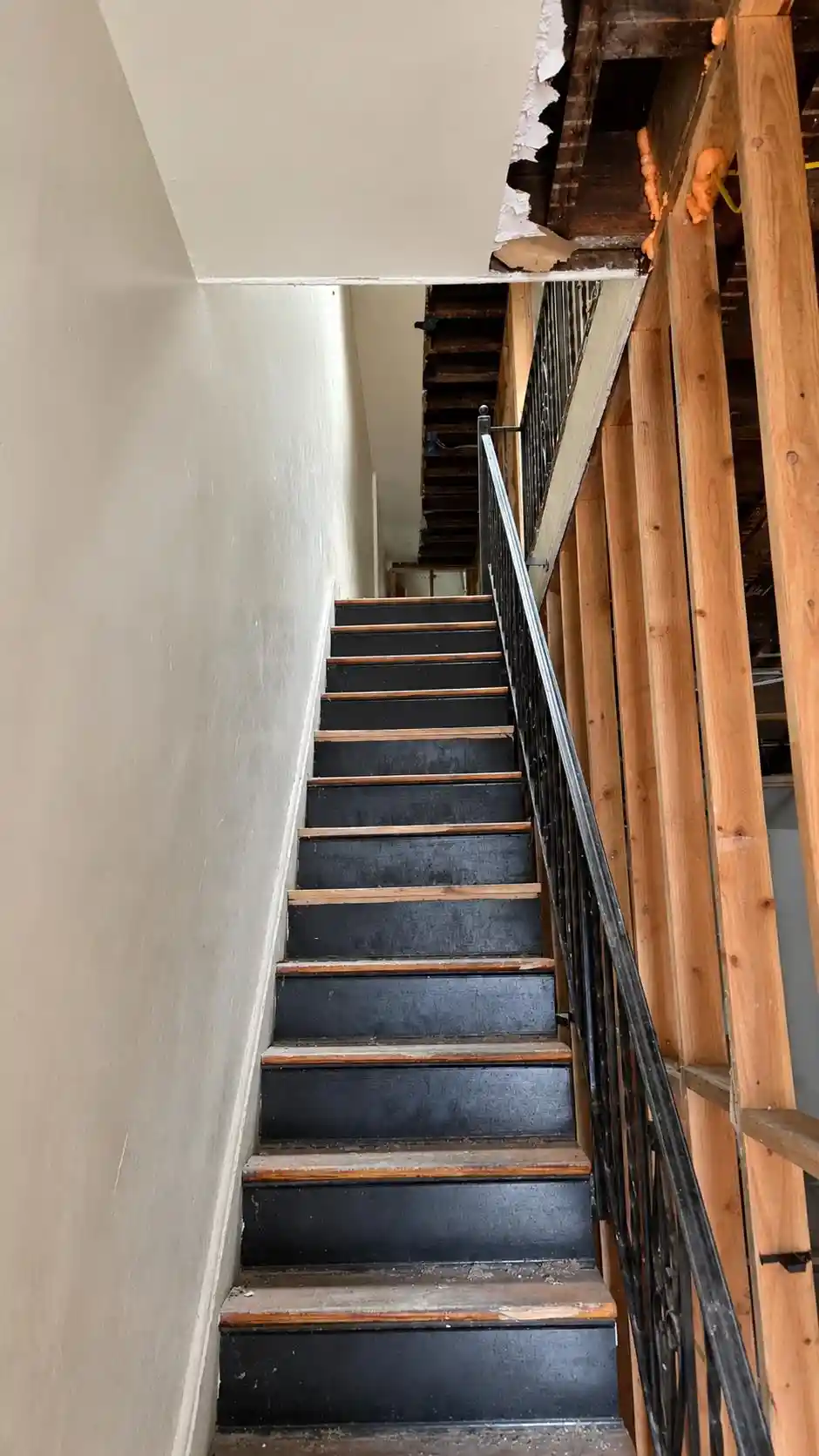 3rd image of 66 Oak St, Jersey City, NJ 07304 | MLS# 260011384