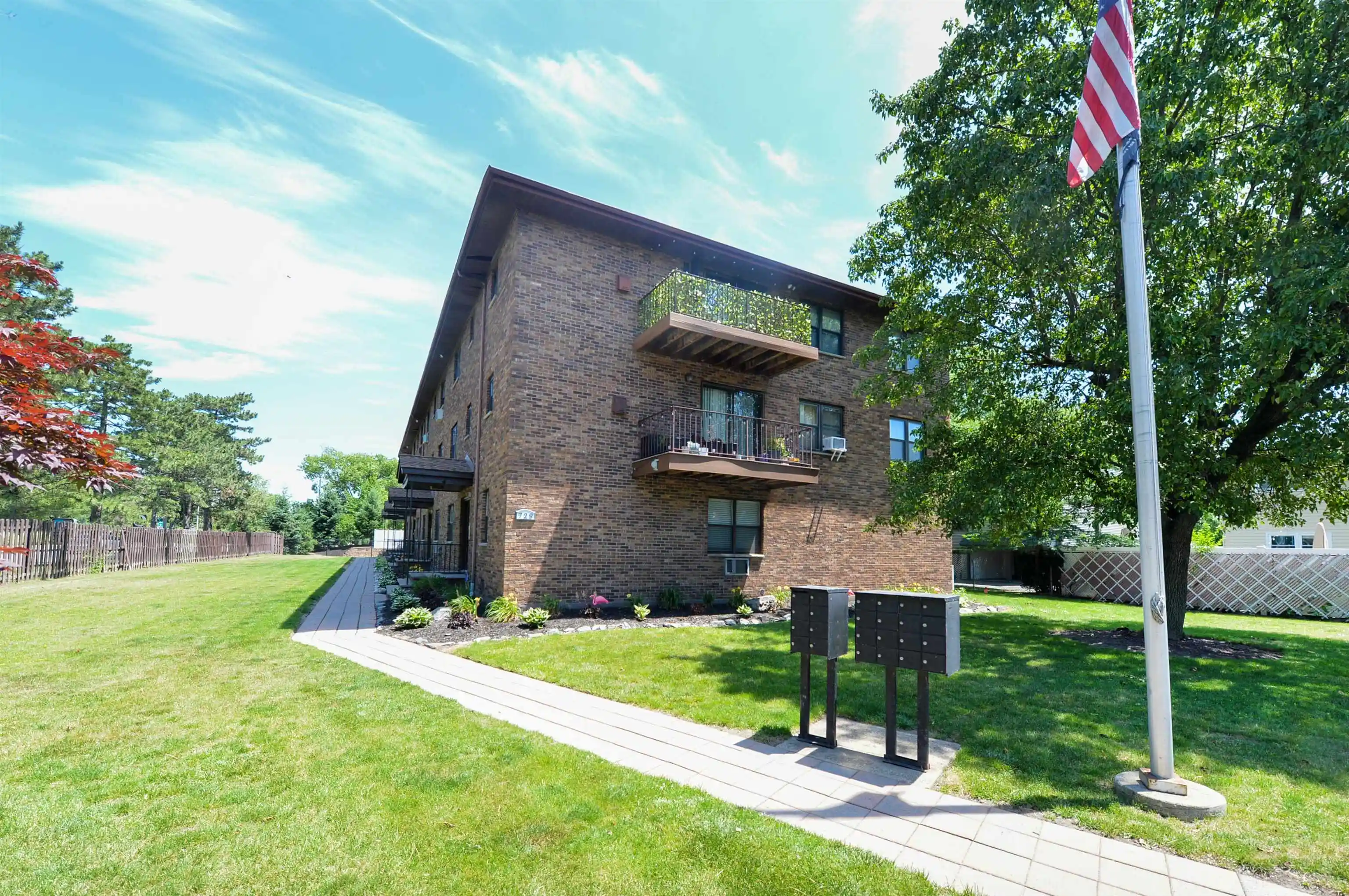 Homes for sale in Secaucus, NJ | 729 10th St #2F, Secaucus, NJ 07094 | MLS# 260011392