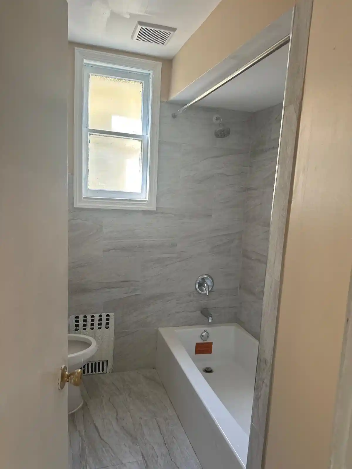 Listing Photo 4 - Condo for sale in building located at 205 Winfield Ave, Jersey City, NJ 07305