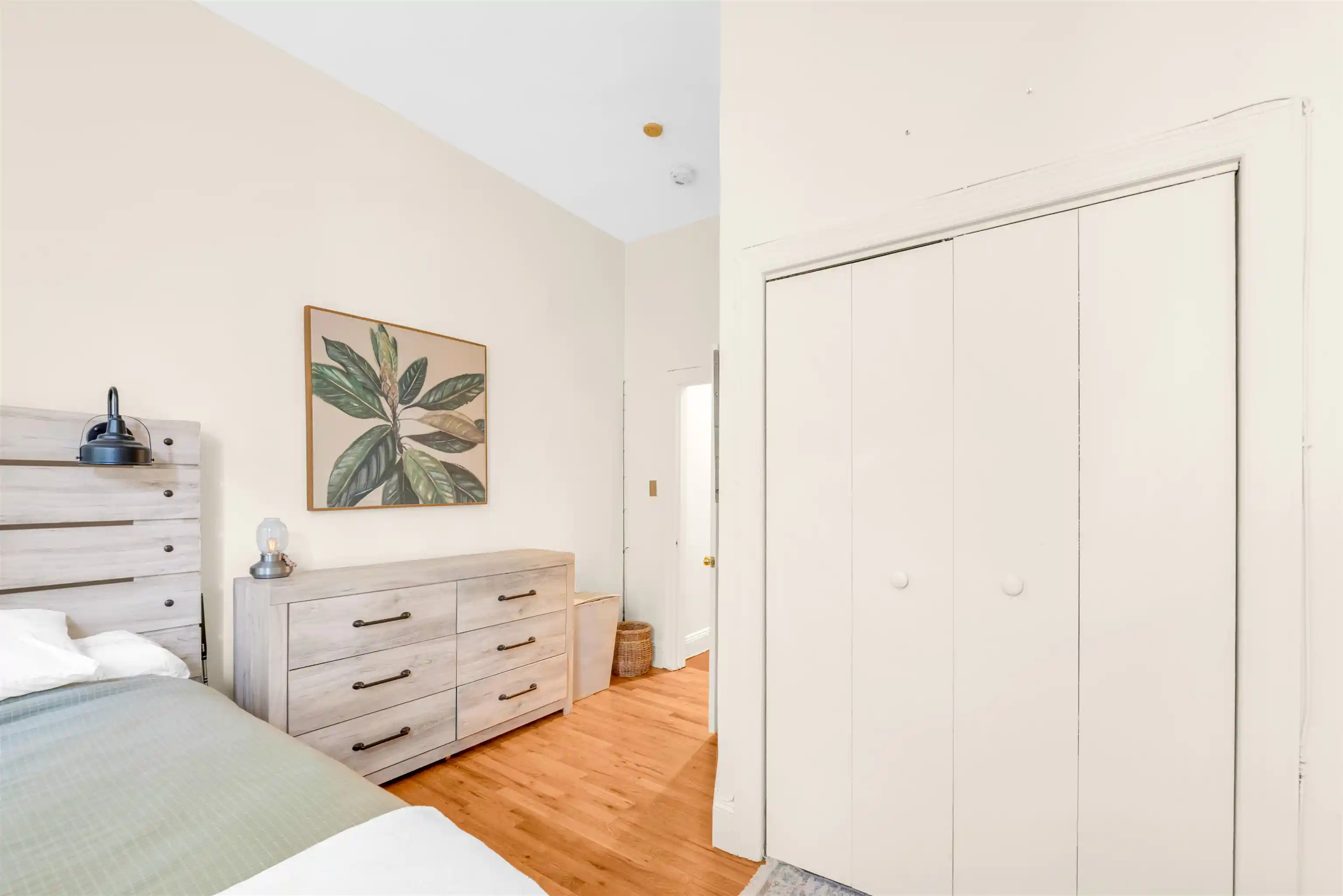 3rd image of 299 8th St, Jersey City, NJ 07302