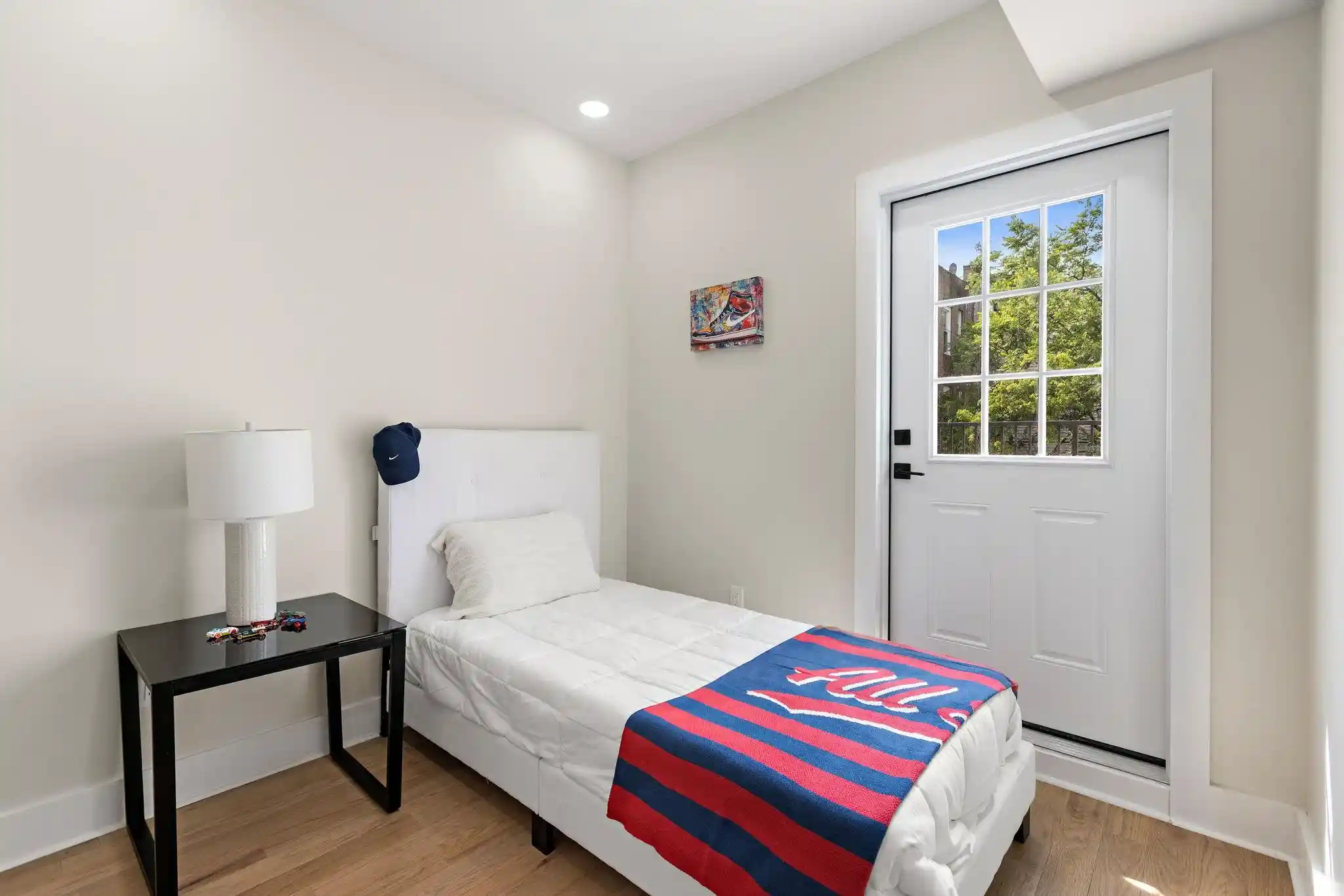 5th image of 161a New York Ave, Jersey City, NJ 07307