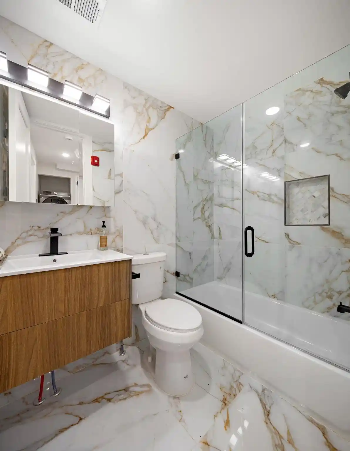 2nd image of 161a New York Ave, Jersey City, NJ 07307