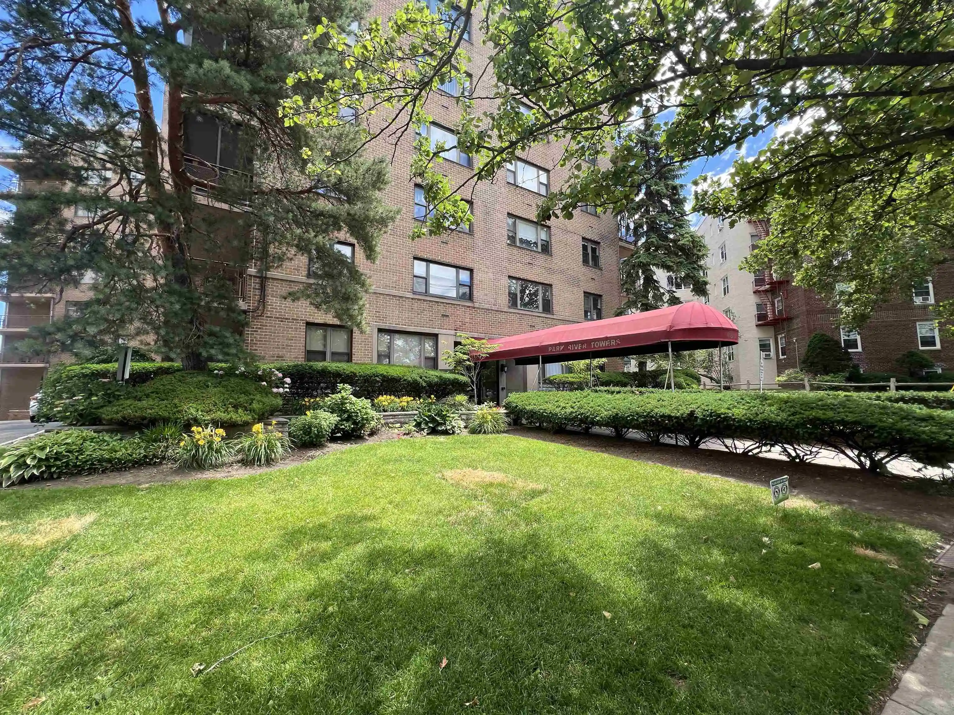 Photo 1 of Sale Pending at 8800 Boulevard E #7K, North Bergen, NJ 07047 | MLS# 260011629 | Listing updated on 2026-09-07
