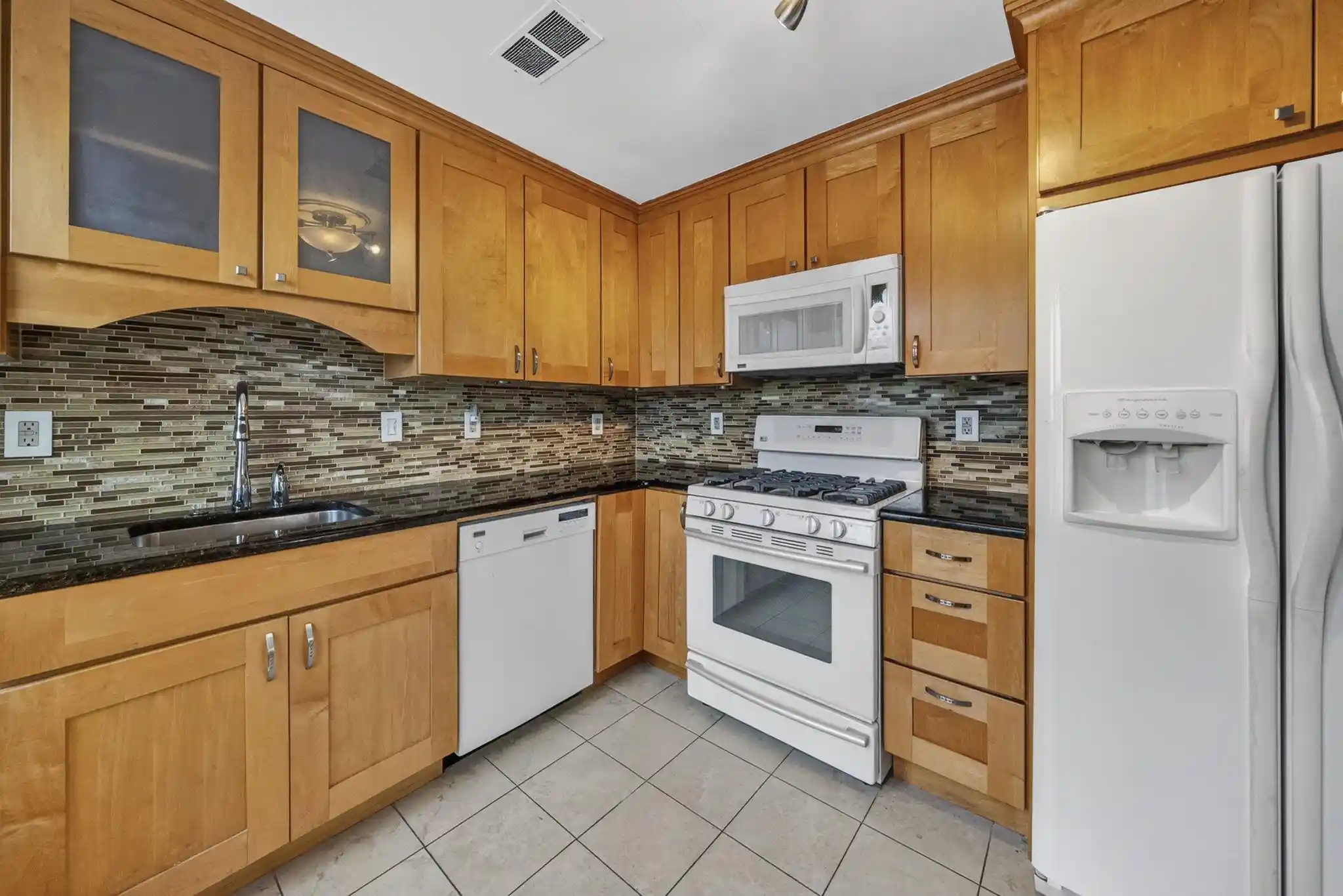 4th image of 3444 John F Kennedy Blvd, Jersey City, NJ 07307