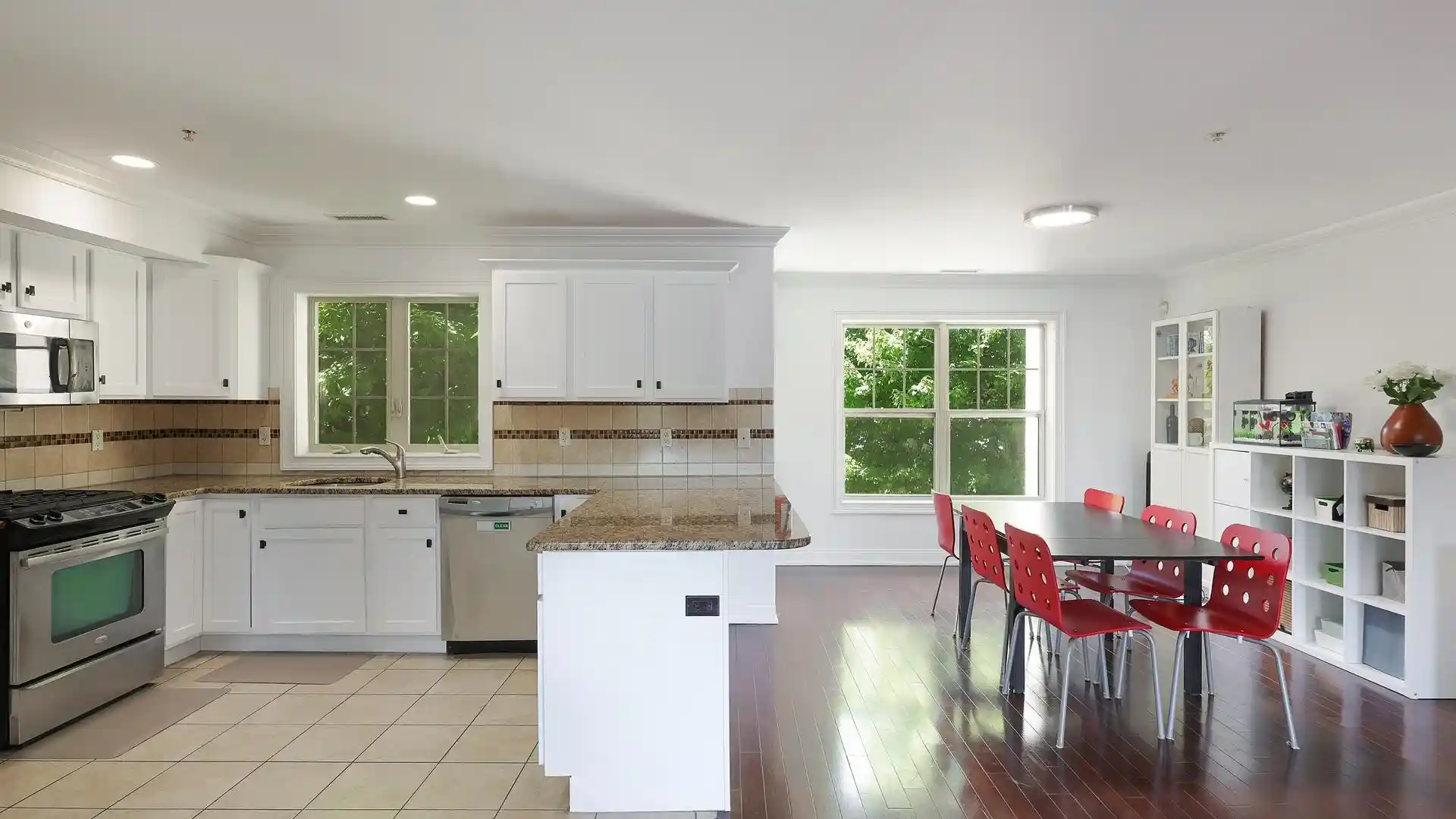 Photo 3 of Townhouse for sale at 1625 Paterson Plank Rd, Secaucus, NJ 07094 | MLS# 260011883 | Listing updated on 2026-09-07