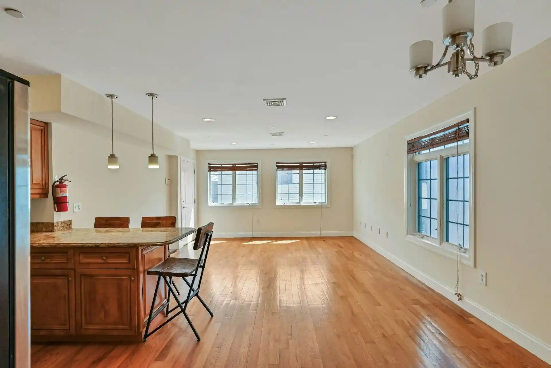 3rd image of 124 68Th St, West New York, NJ 07093