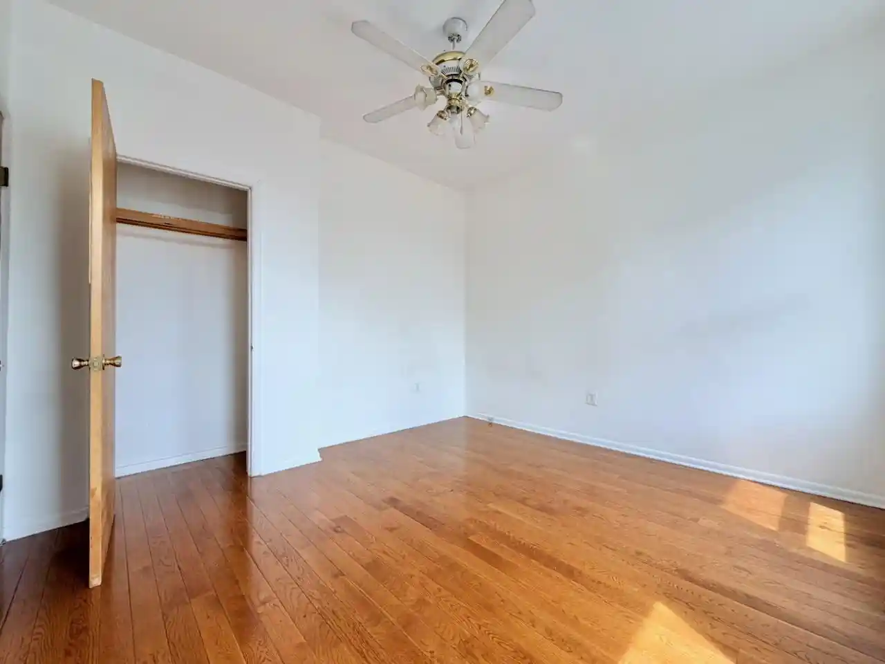 Homes for sale in Jersey City, NJ | 192 Clinton Ave, Jersey City, NJ 07304 | Houzeo