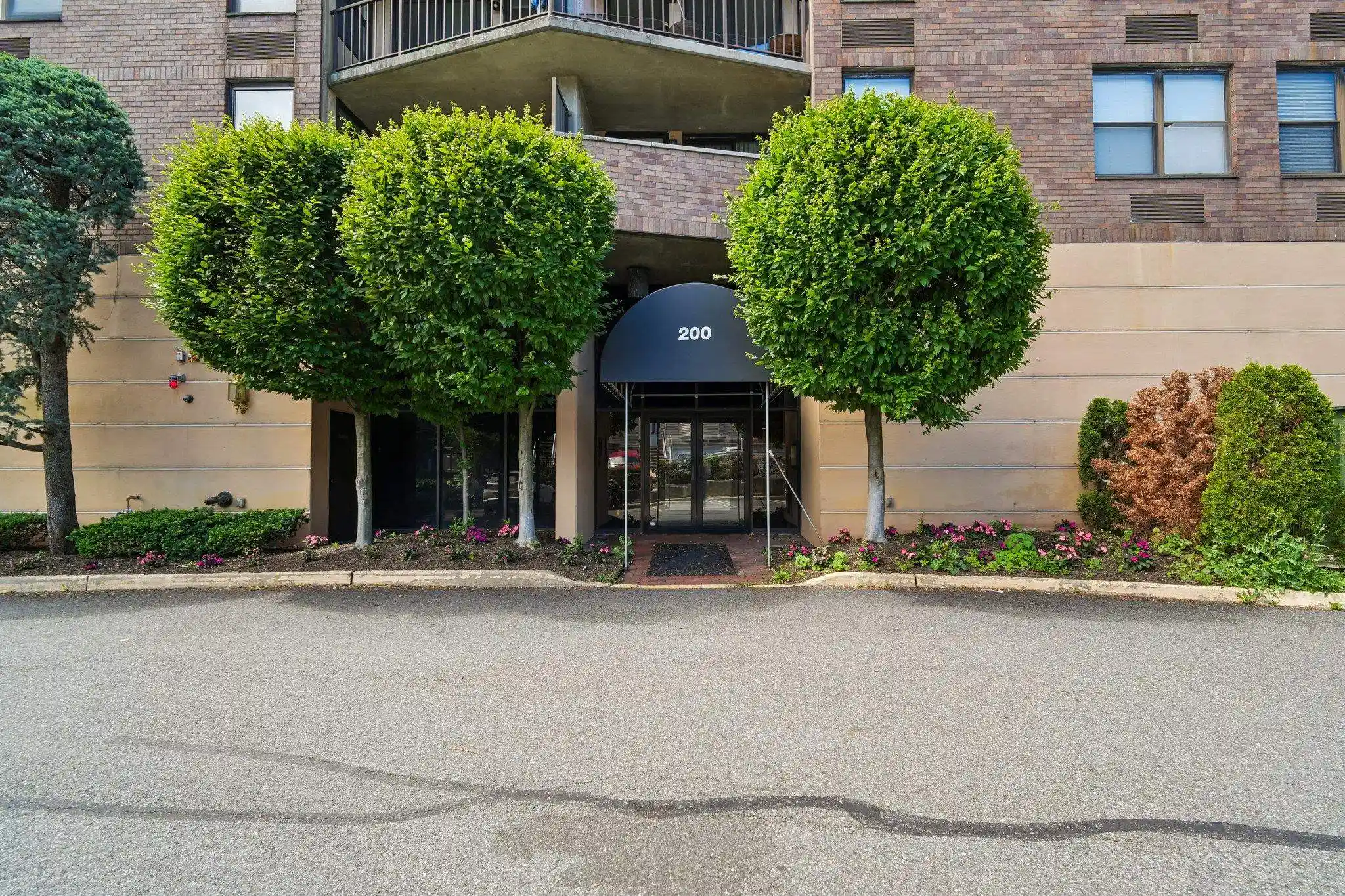 Homes for sale in Cliffside Park, NJ | 200 Division St #3K, Cliffside Park, NJ 07010 | MLS# 260012234