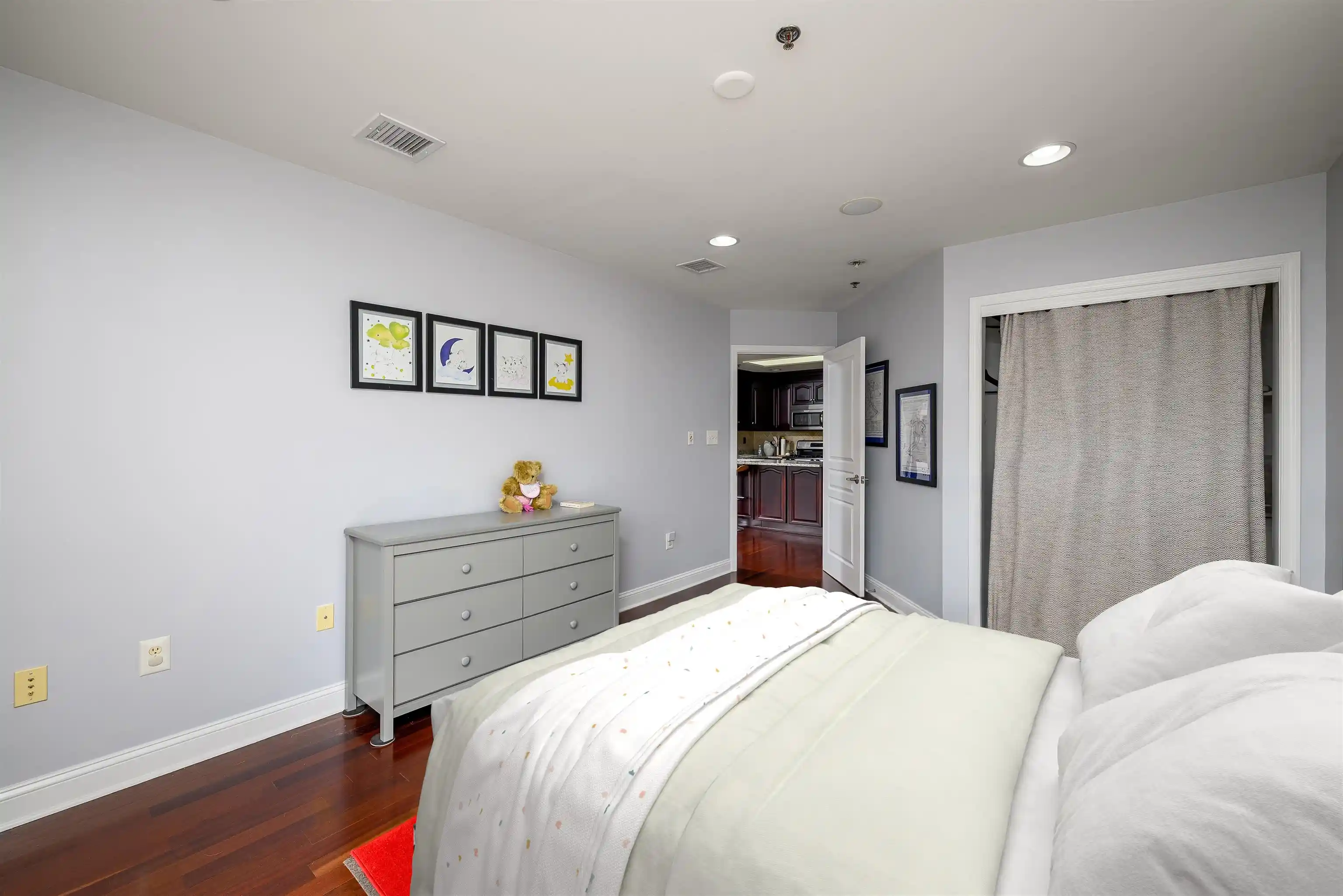Listing Photo 2 - Condo for sale in building located at 1331 Grand St, Hoboken, NJ 07030 - Unit #606