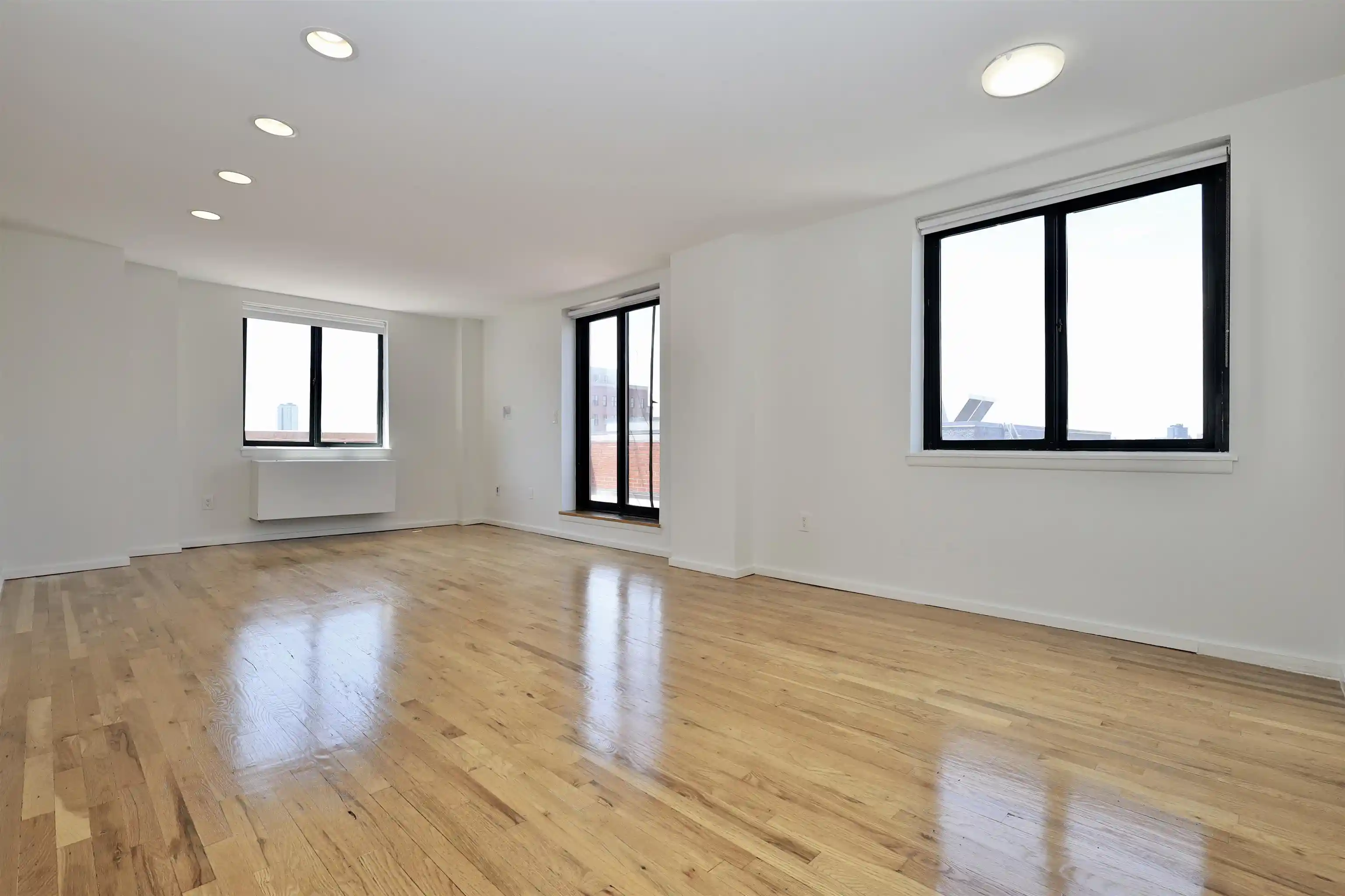 5th image of 205 10Th St #8Q, Jersey City, NJ 07302 | MLS# 260012244