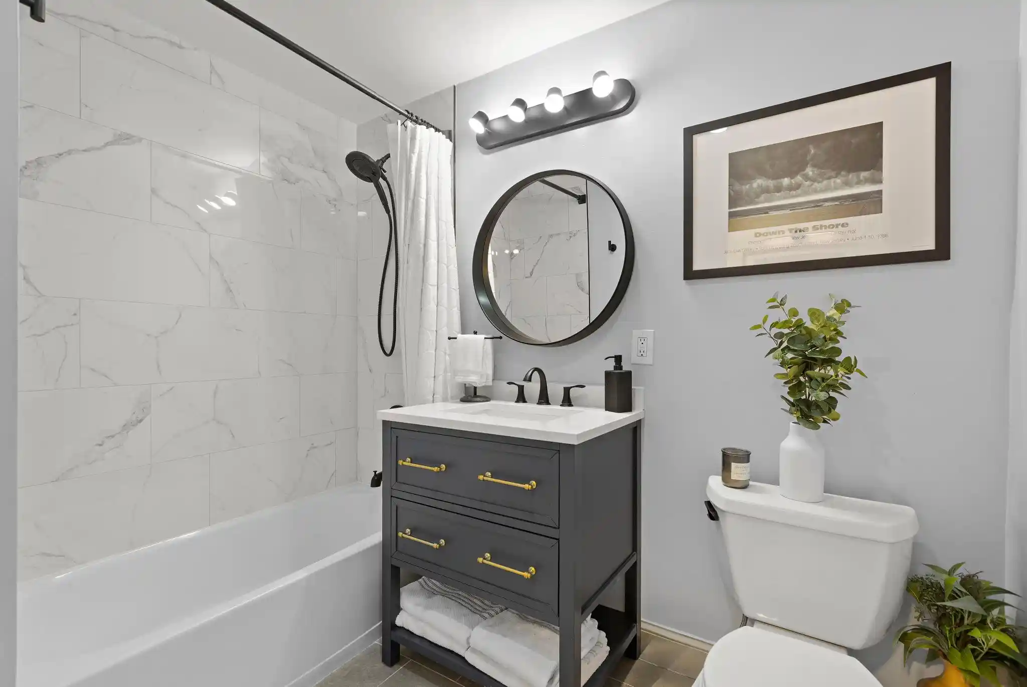 5th image of 725 Jefferson St, Hoboken, NJ 07030