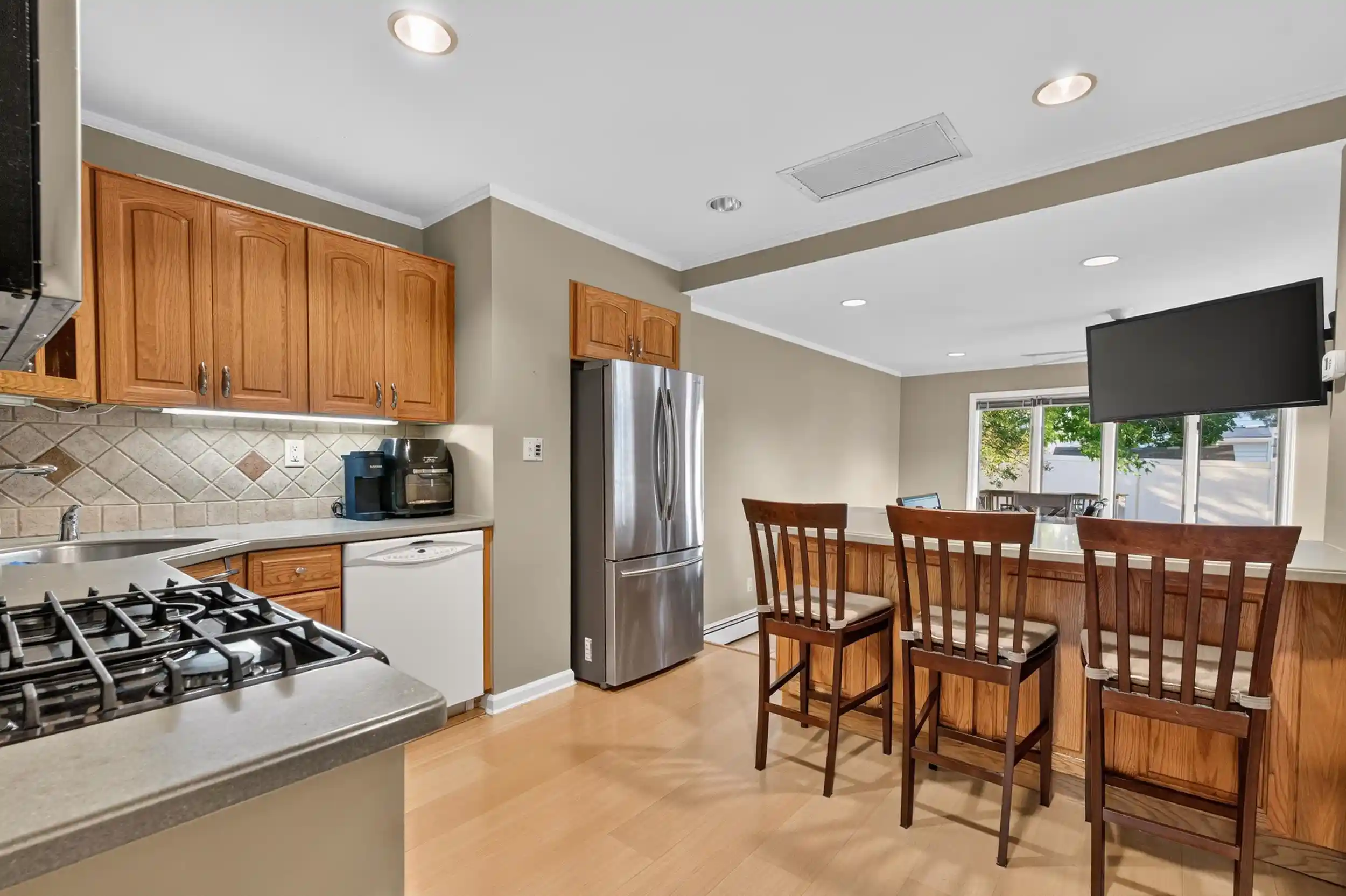 Photo 2 of Sale Pending at 79 East 27th St, Bayonne, NJ 07002 | MLS# 260012295 | Listing updated on 2026-09-01